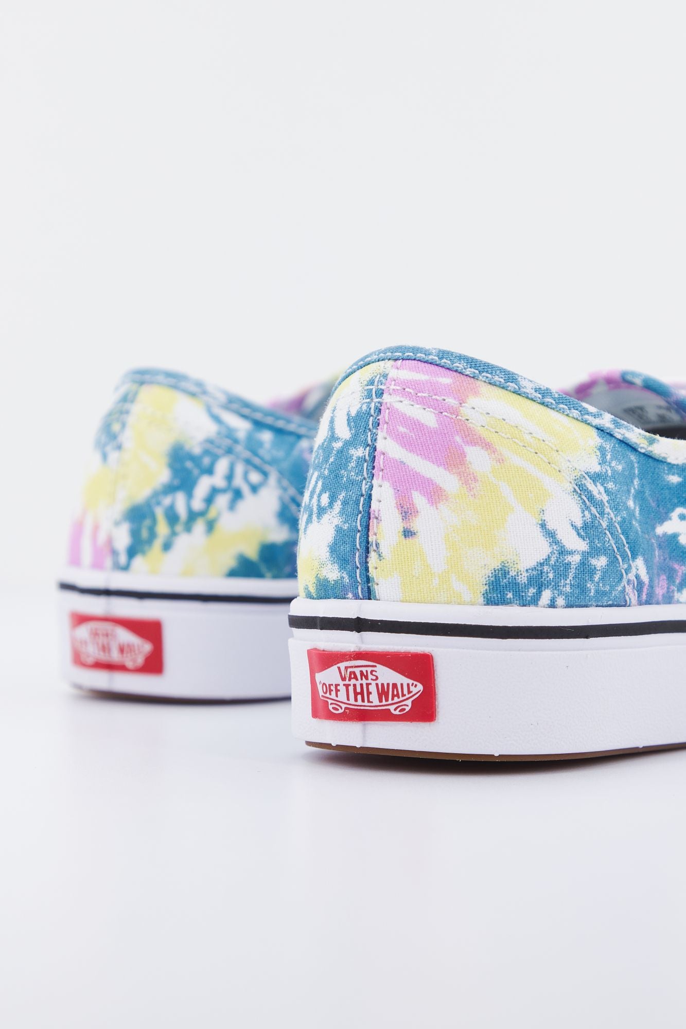 VANS UA COMFYCUSH AUTHENTIC en color MULTICOLOR (3)