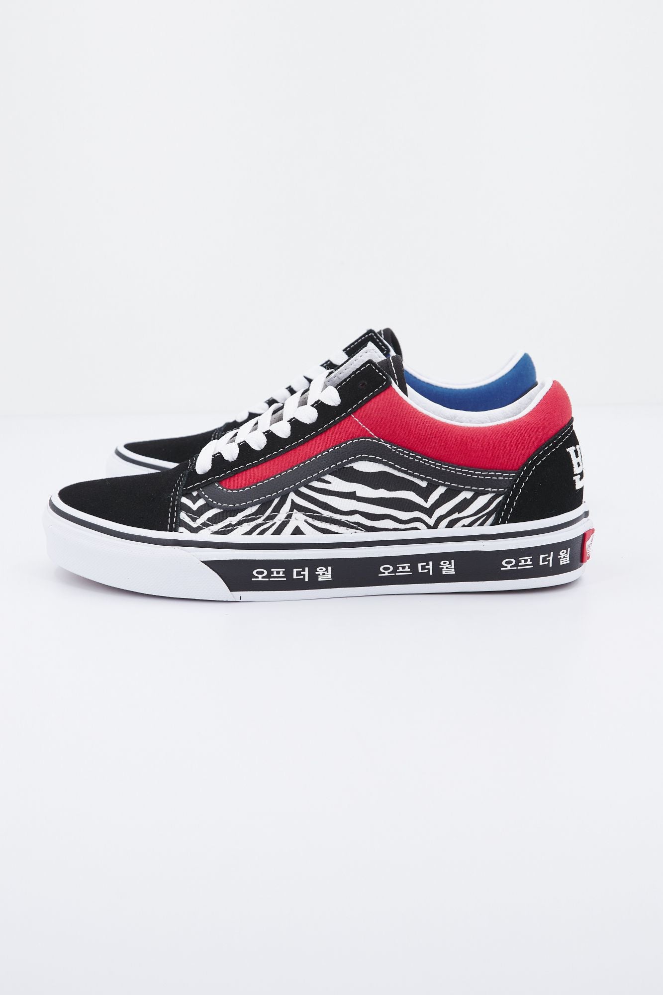 VANS UA OLD SKOOL en color NEGRO (2)