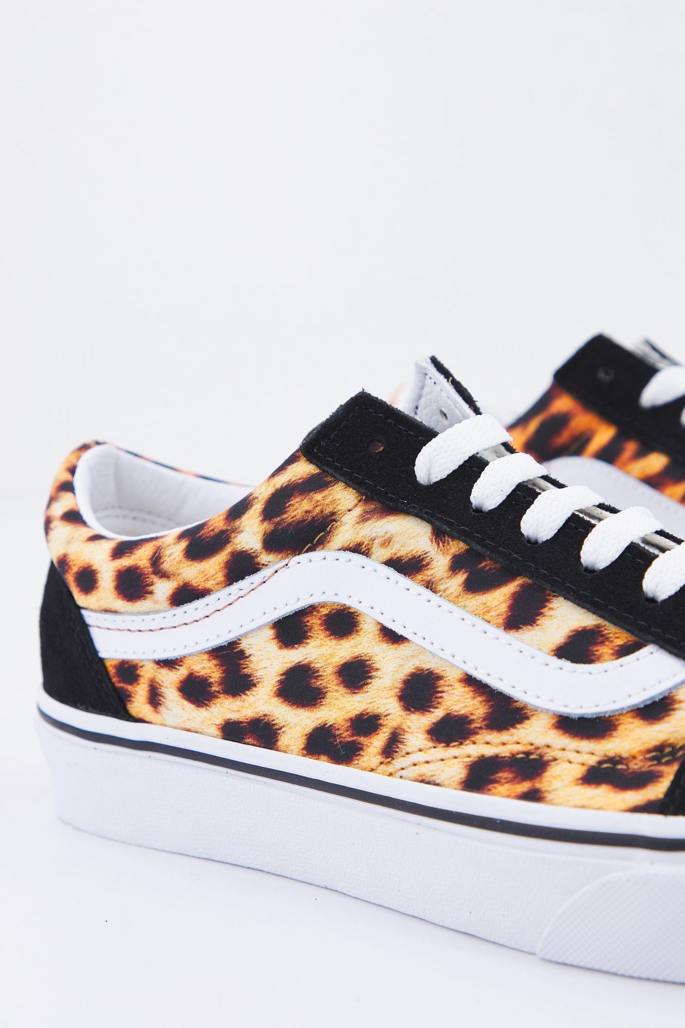 VANS UA OLD SKOOL en color ANIMAL PRINT (3)