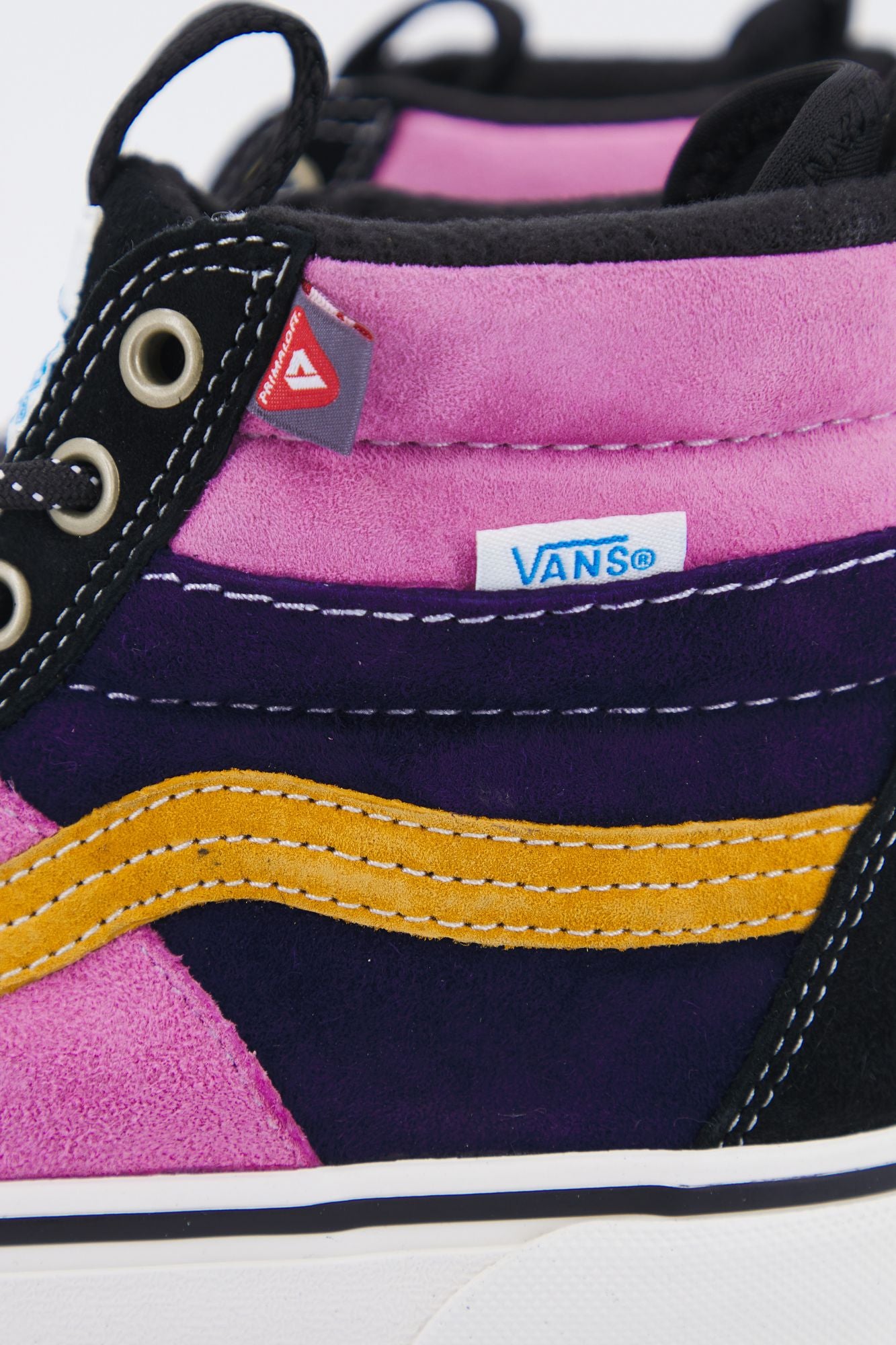 VANS UA SK8-Hi MTE-2 en color MULTICOLOR (4)