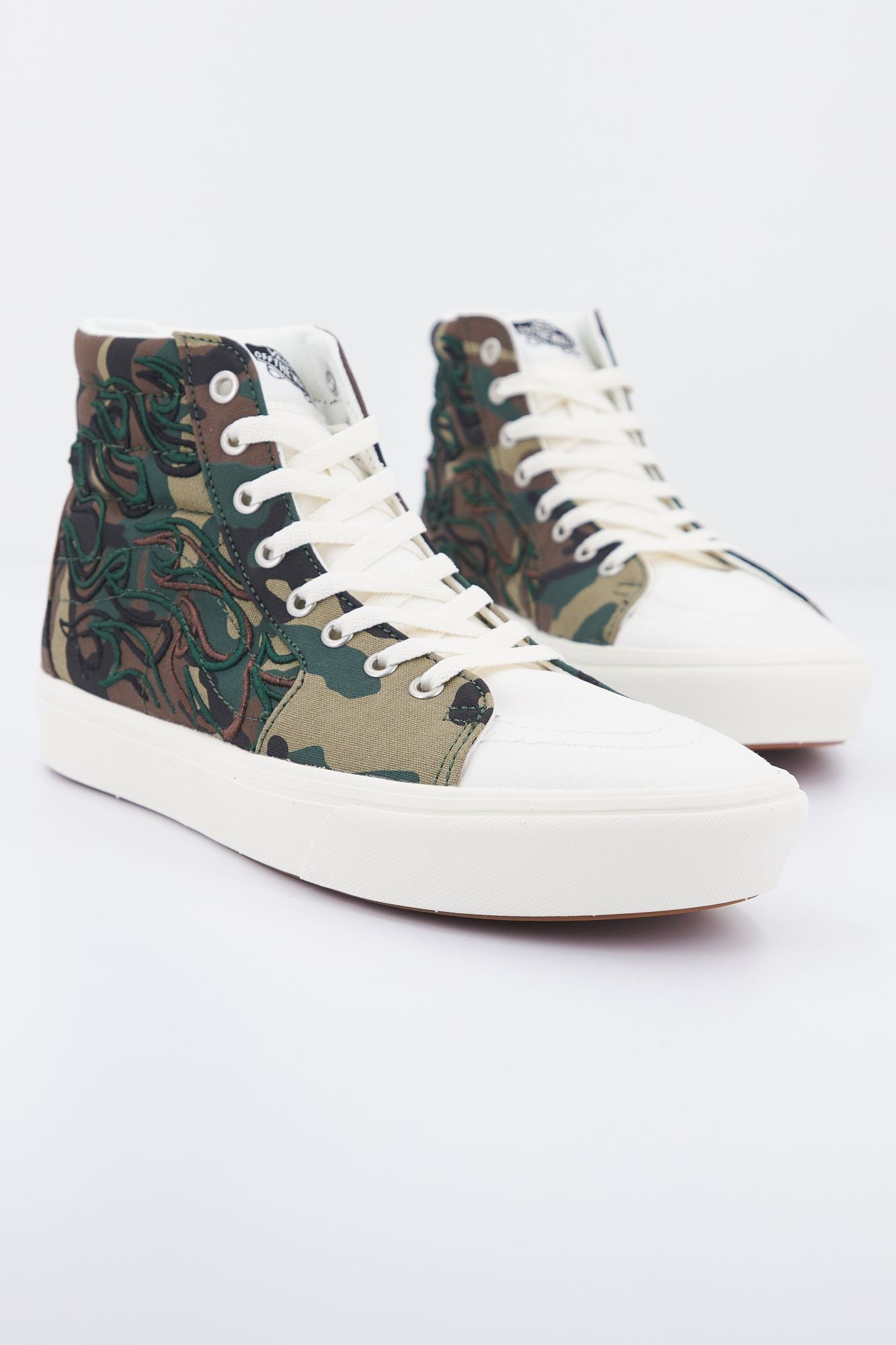 VANS UA COMFYCUSH SK8-HI en color VERDE (2)