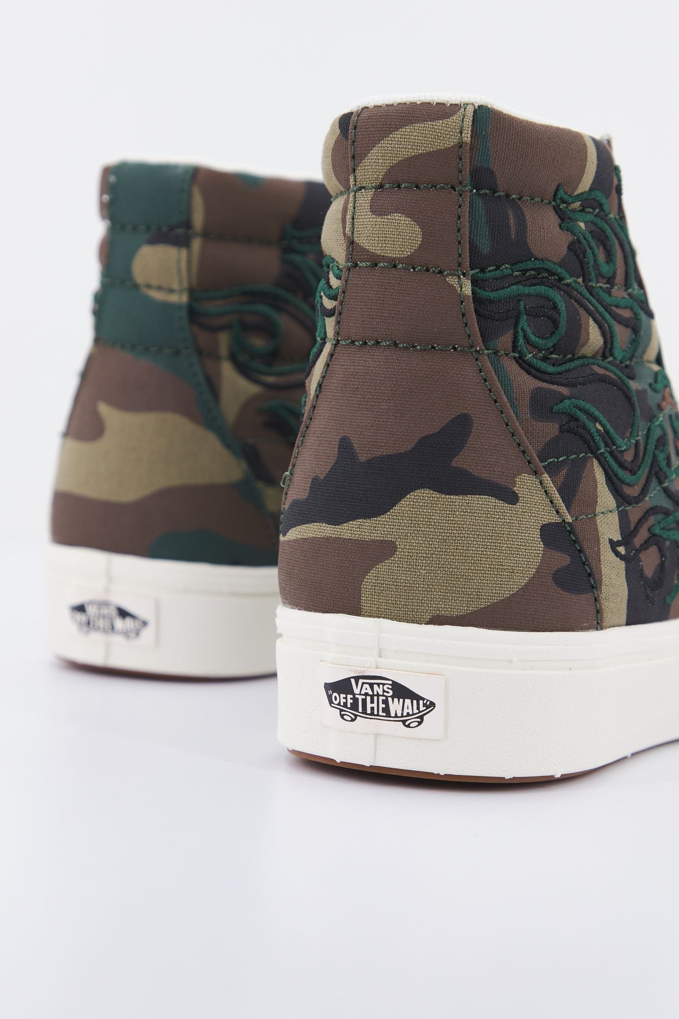 VANS UA COMFYCUSH SK8-HI en color VERDE (3)