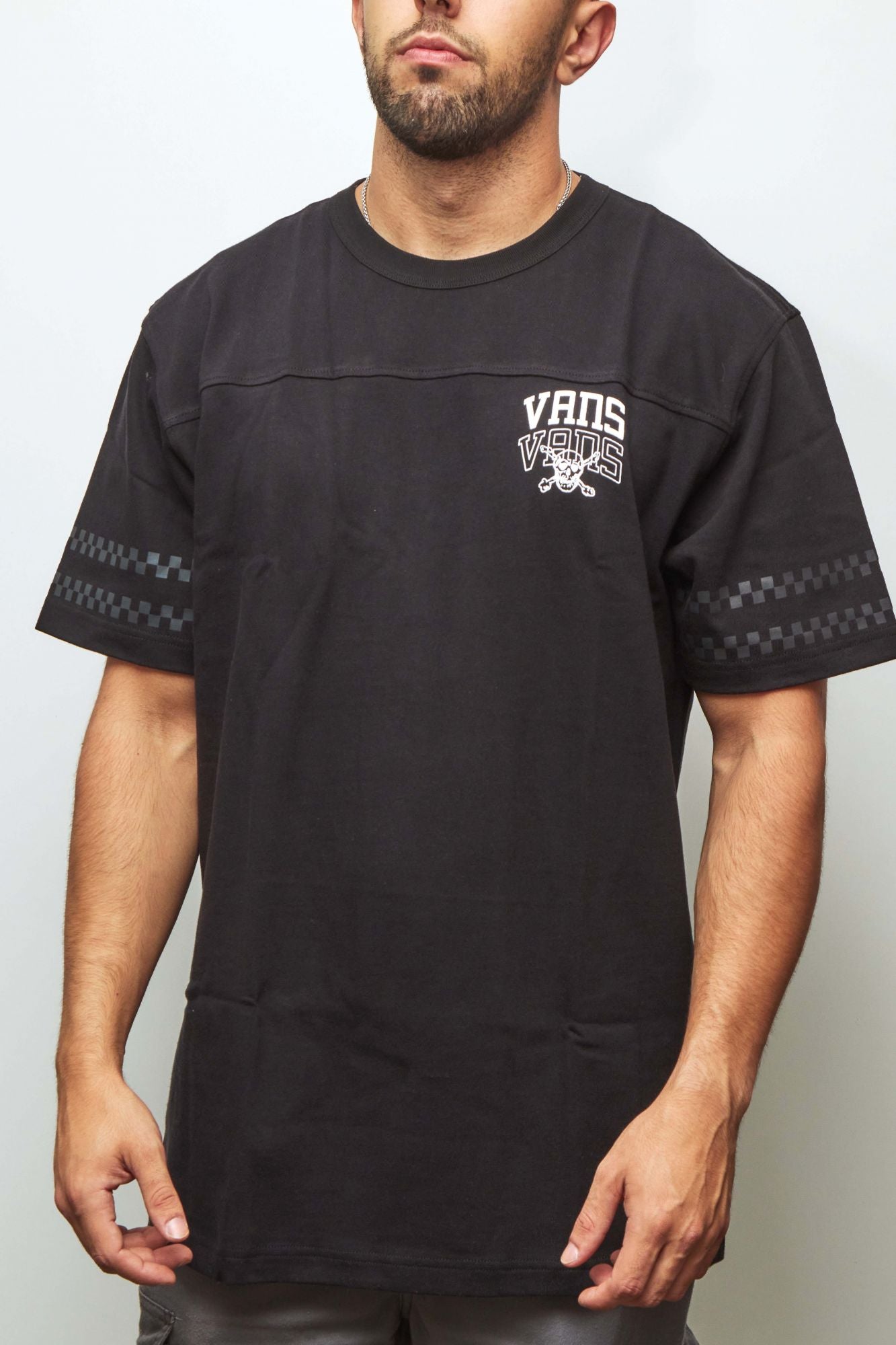 VANS MN NEW VARSITY SS KN en color NEGRO (1)