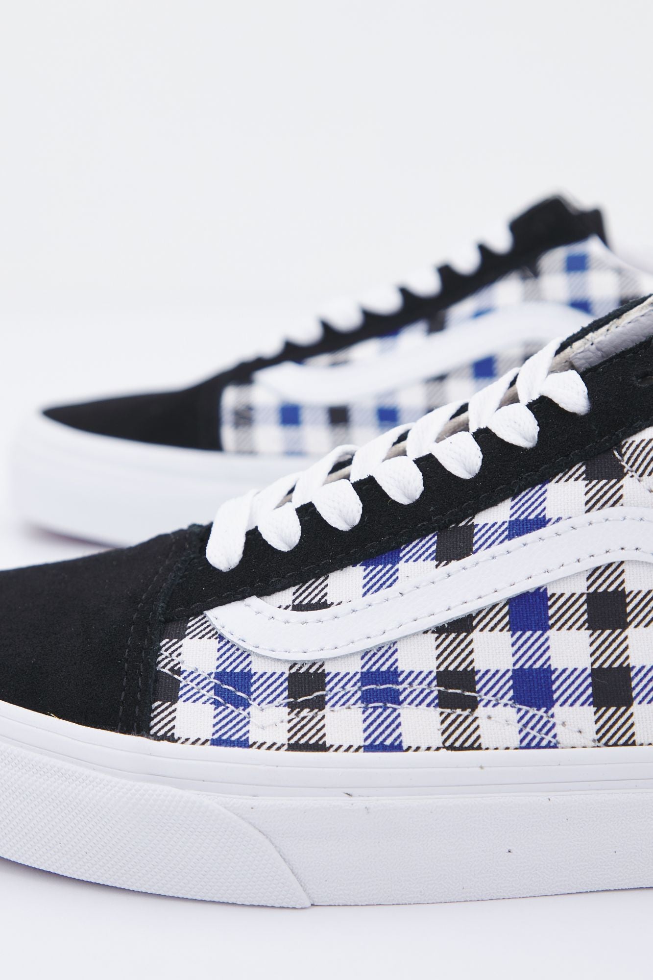 VANS UA OLD SKOOL en color NEGRO (4)
