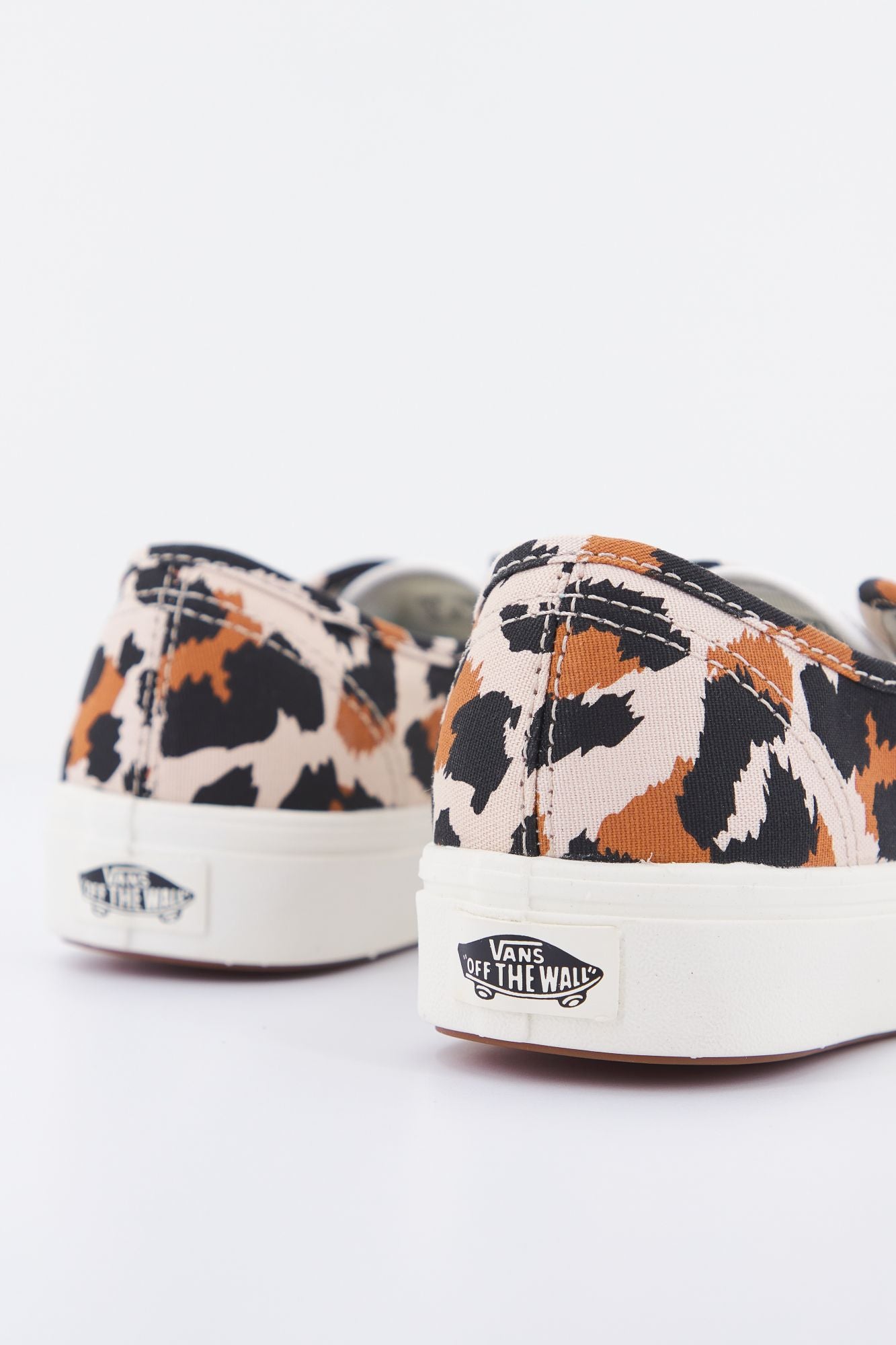 VANS UA COMFYCUSH AUTHENTIC en color ANIMAL PRINT (3)
