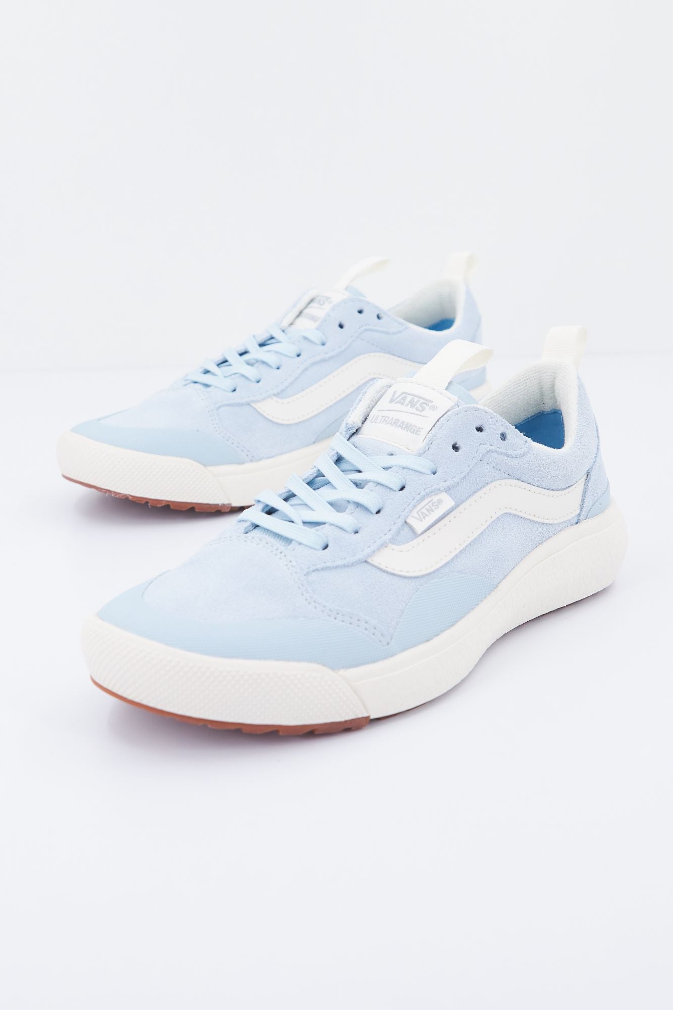 VANS UA ULTRARANGE EXO SE en color AZUL (1)