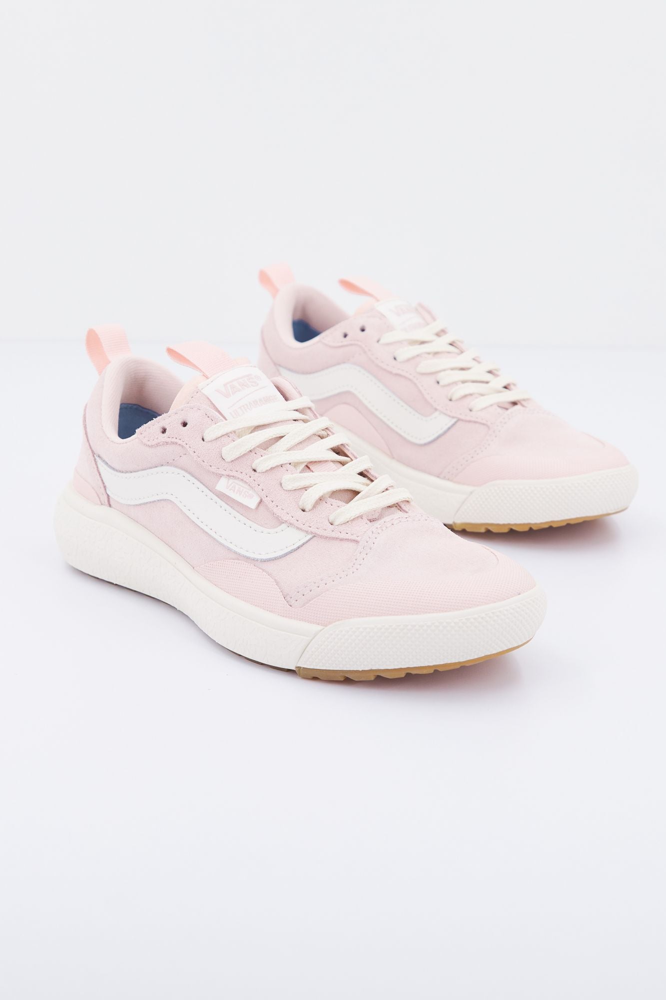 VANS UA ULTRARANGE EXO SE en color ROSA (4)