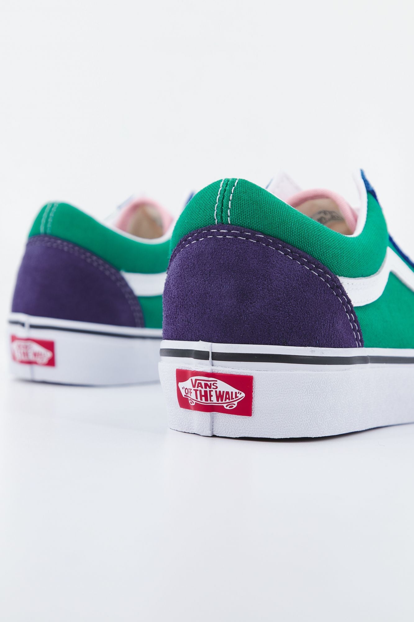 VANS UA OLD SKOOL en color AZUL (3)