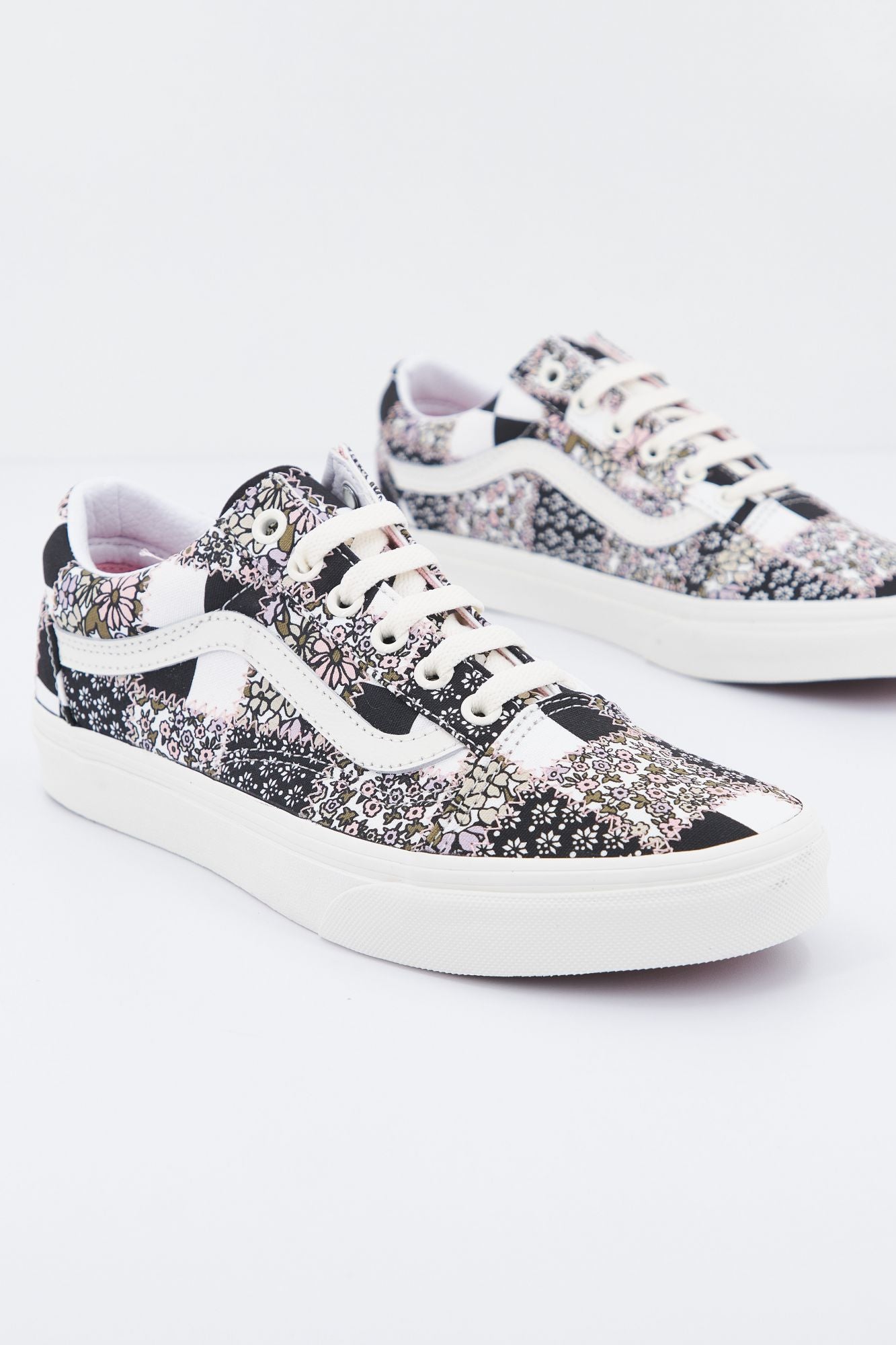 VANS UA OLD SKOOL en color MULTICOLOR (2)