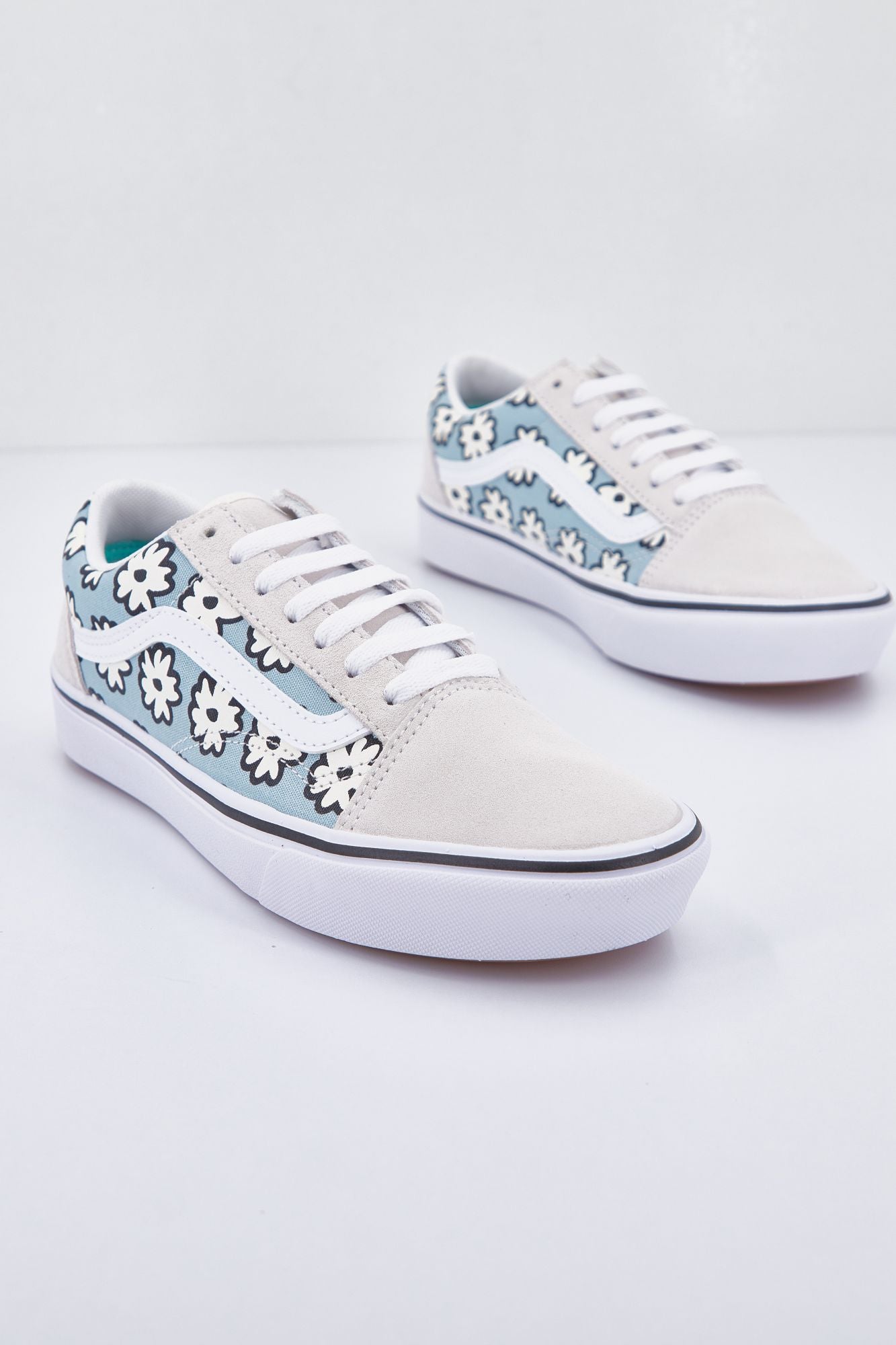 VANS UA COMFYCUSH OLD SKOOL en color BEIS (2)