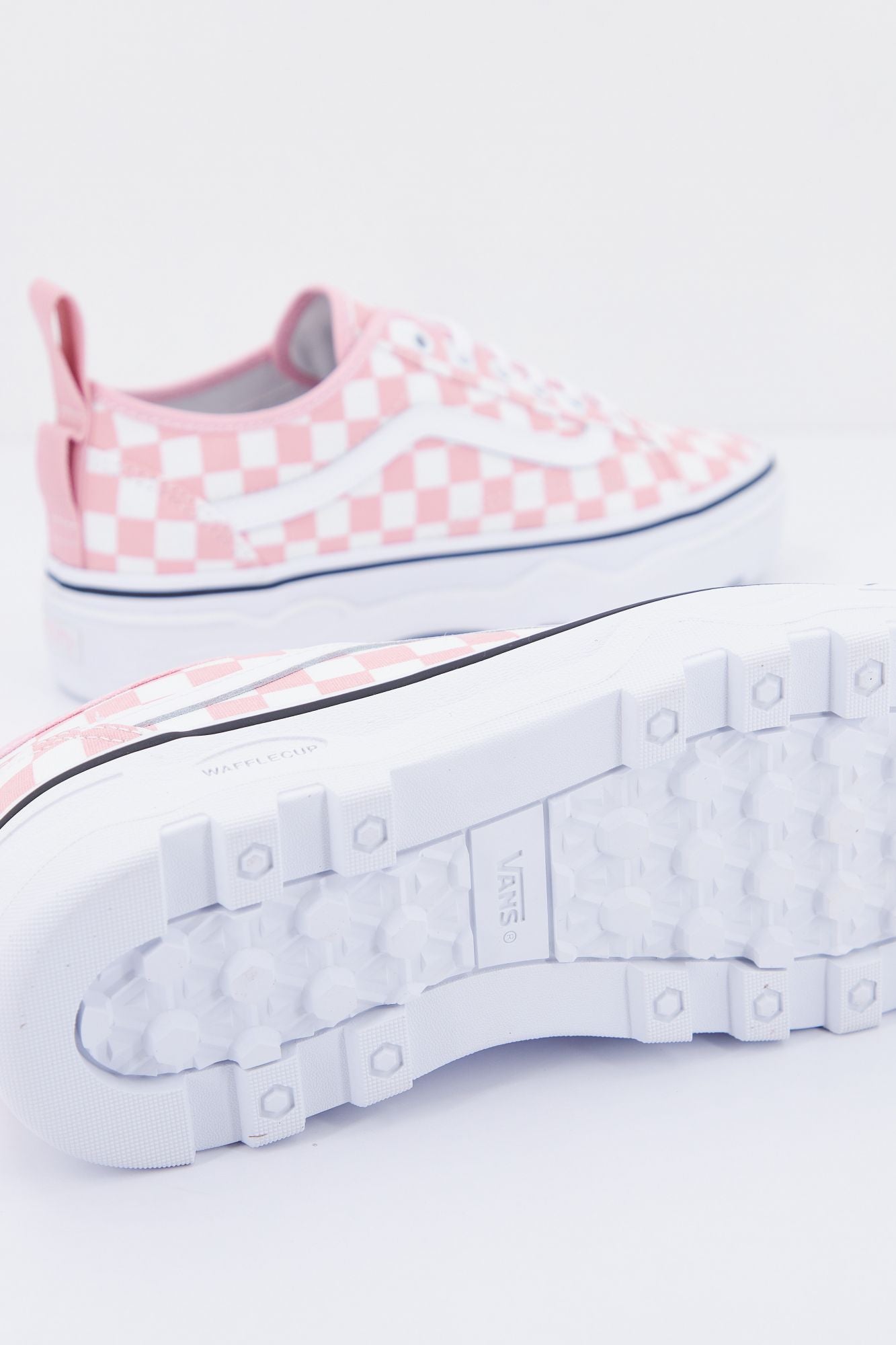 VANS UA SENTRY OLD SKOOL WC en color ROSA (4)