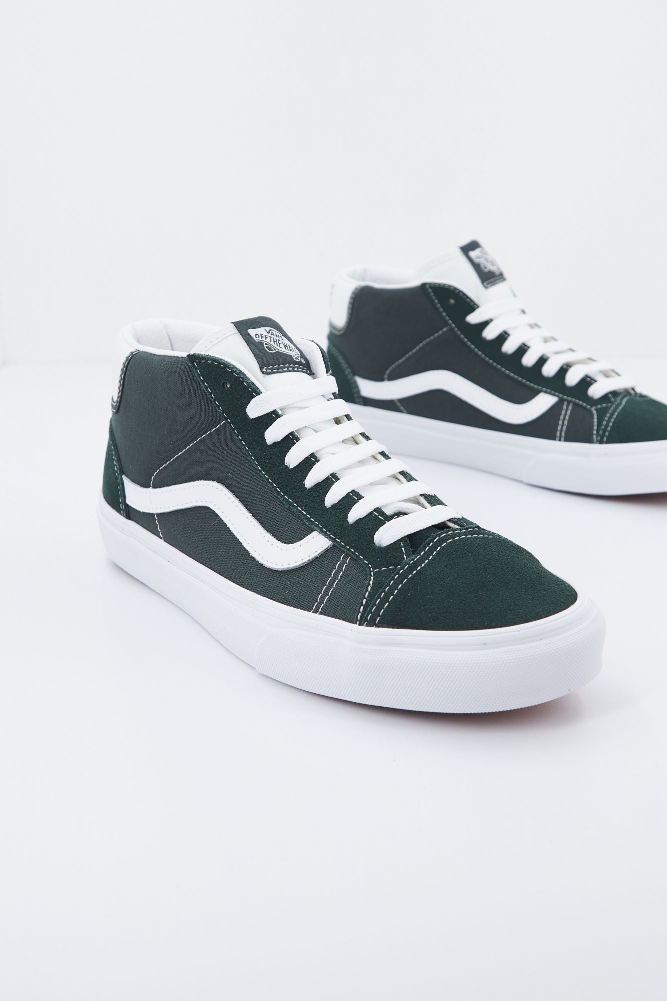 VANS MID SKOOL 37 en color VERDE (1)