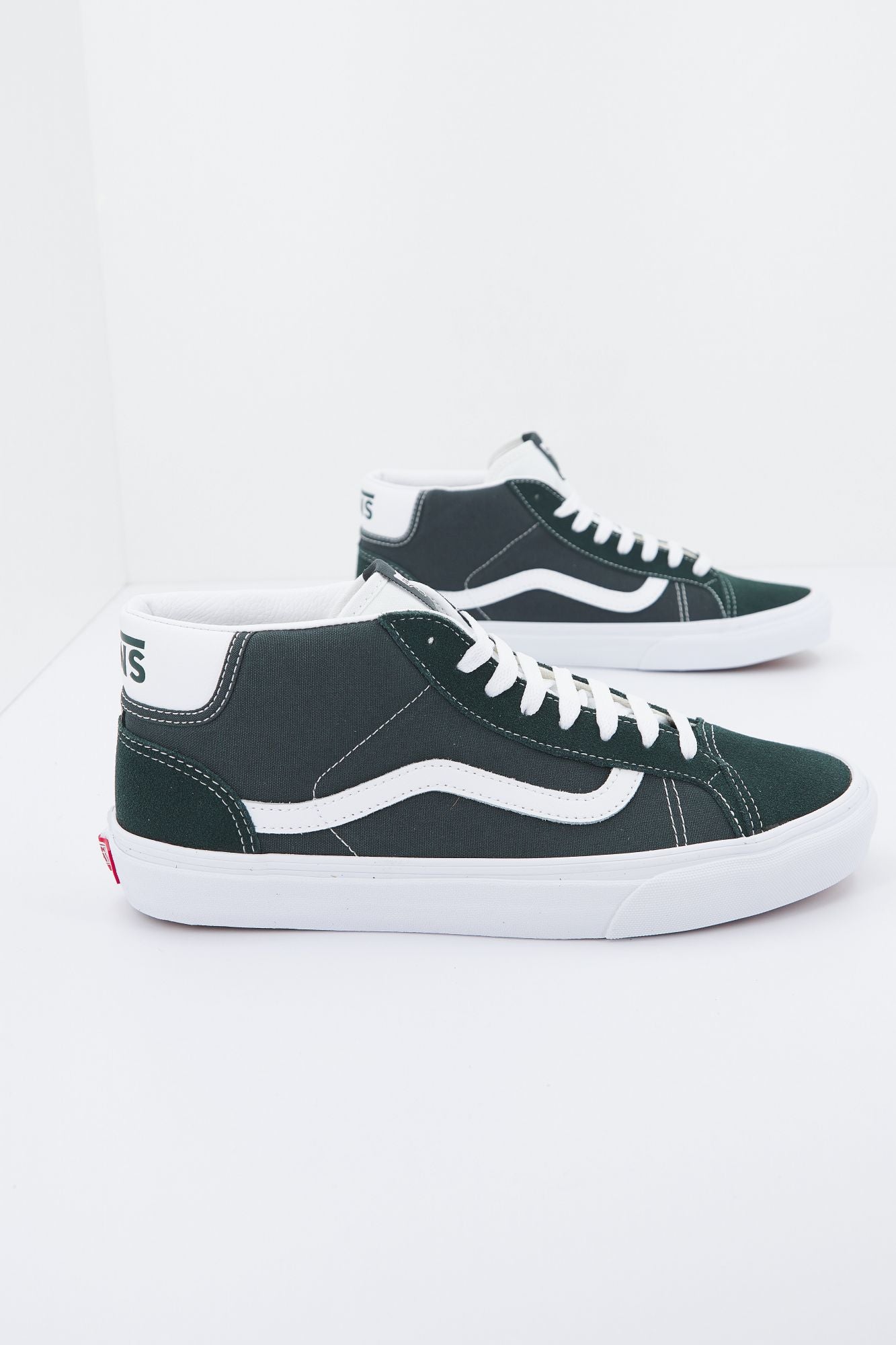 VANS MID SKOOL 37 en color VERDE (2)