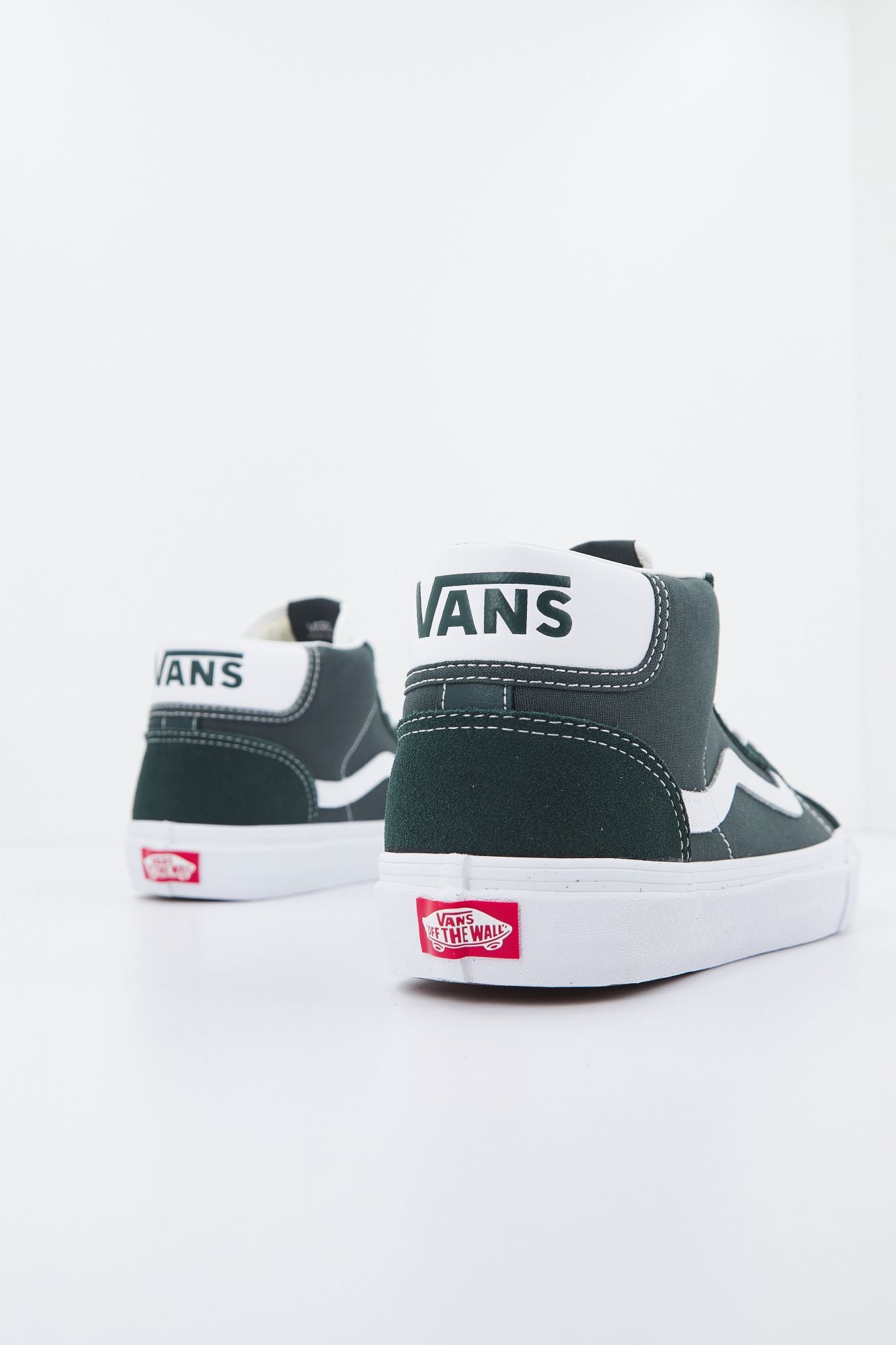 VANS MID SKOOL 37 en color VERDE (3)