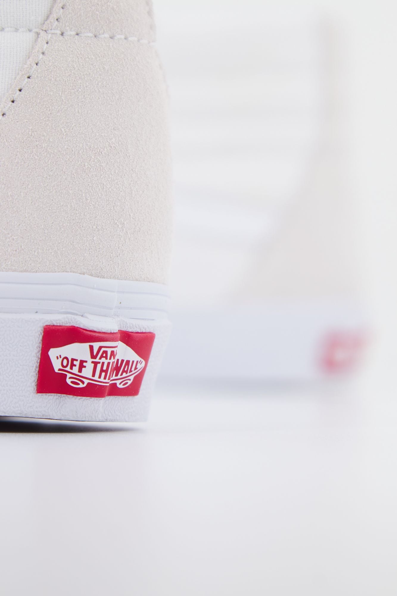 VANS UA SK8-Hi en color BLANCO (4)