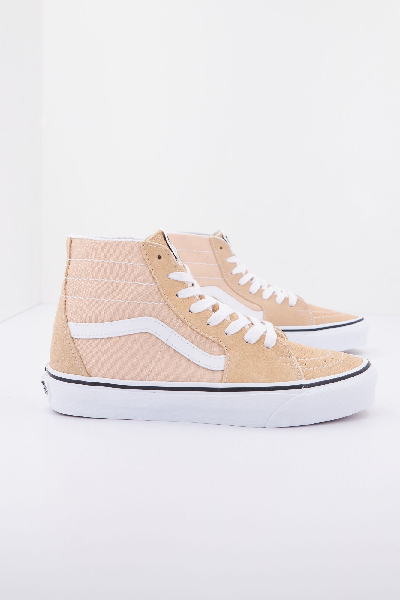VANS SK8-HI TAPERED en color BEIS (1)