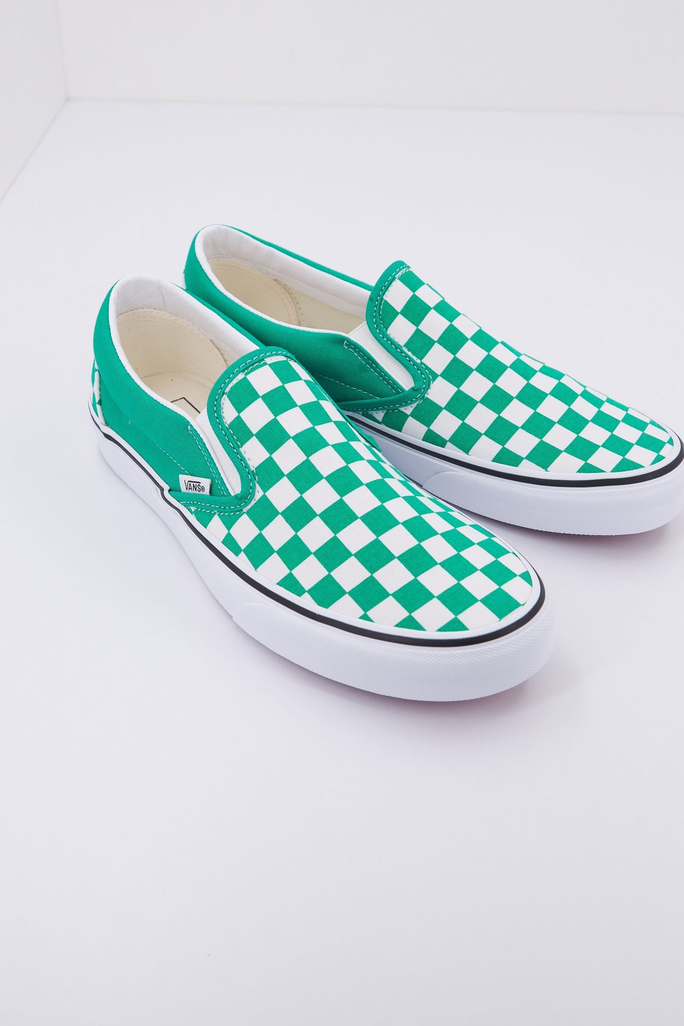 VANS CLASSIC SLIP-ON en color VERDE (3)