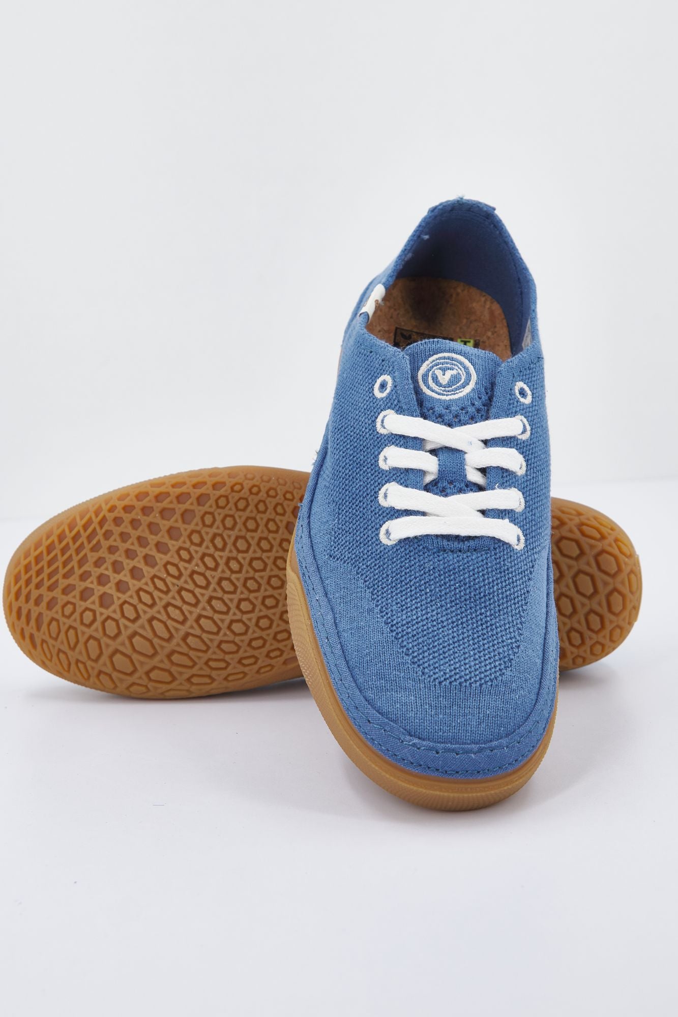 VANS UA CIRCLE VEE en color AZUL (4)