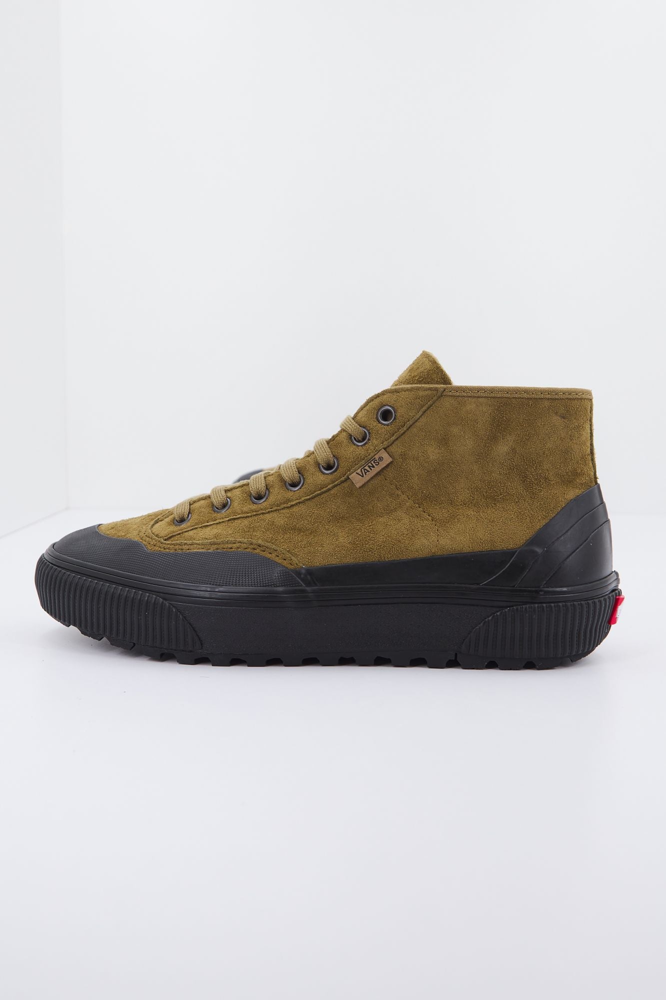 VANS UA DESTRUCT MID MTE-7 en color VERDE (2)