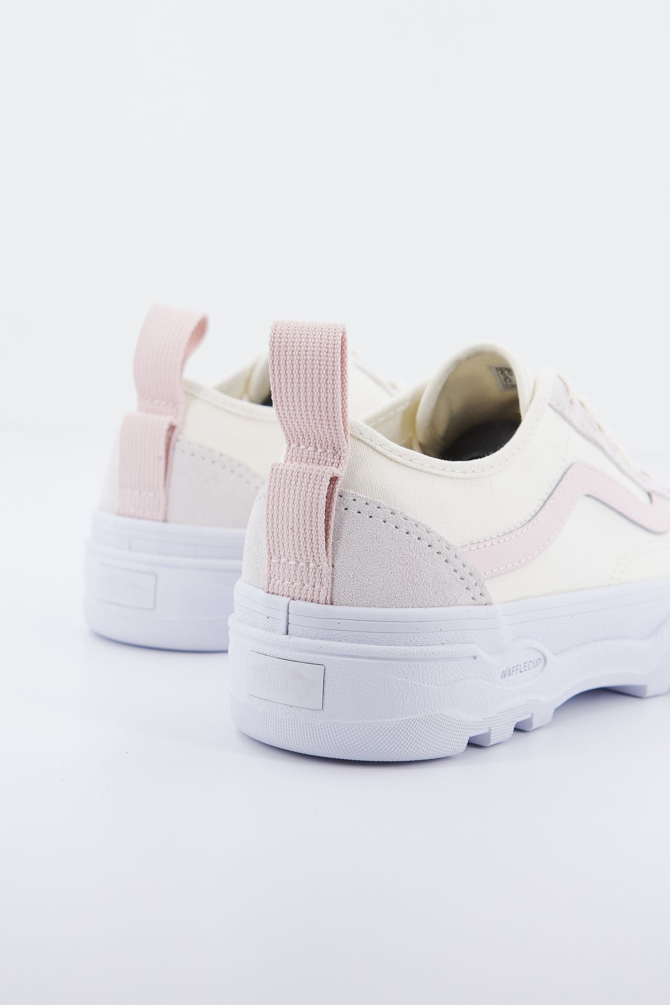 VANS SENTRY OLD SKO en color BLANCO (3)