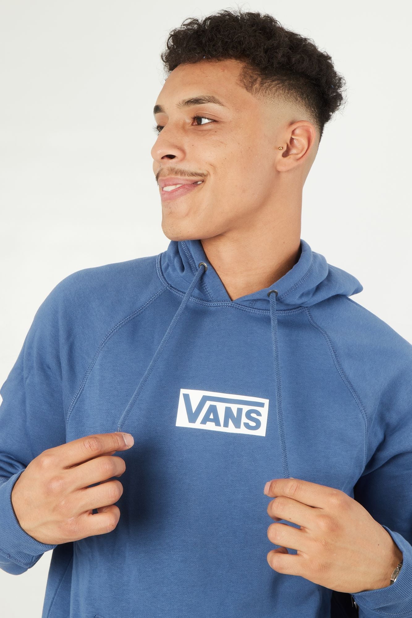 VANS VERSA STANDARD HOOD en color AZUL (4)