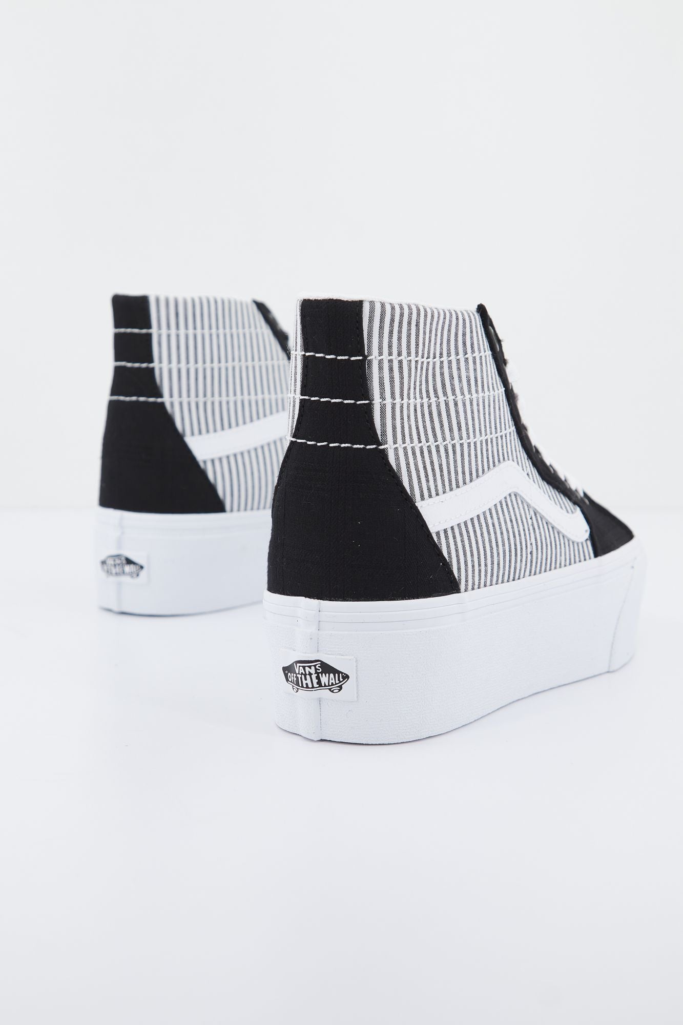 VANS SK8-HI TAPERED en color NEGRO (3)