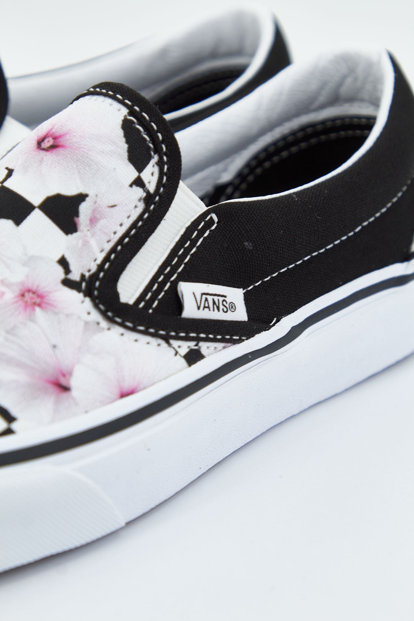 VANS CLASSIC SLIP-ON en color FLORAL (3)