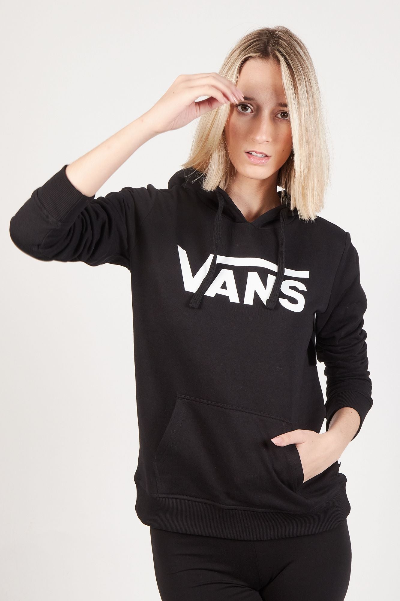 VANS CLASSIC V II HOODIE en color NEGRO (1)