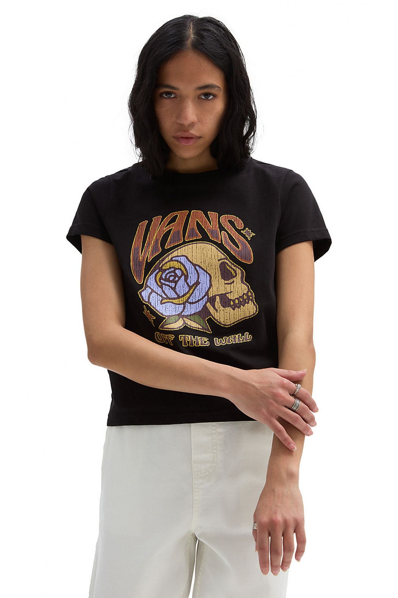 VANS FFECTION MINI TEE AMU en color NEGRO (1)