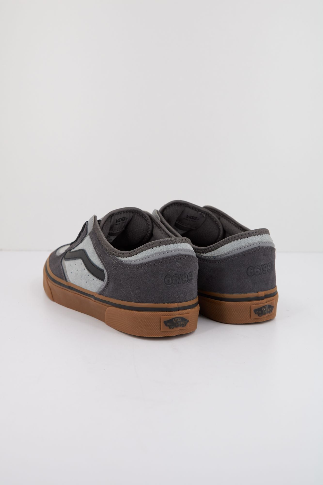 VANS ROWLEY CLASSIC en color GRIS (3)