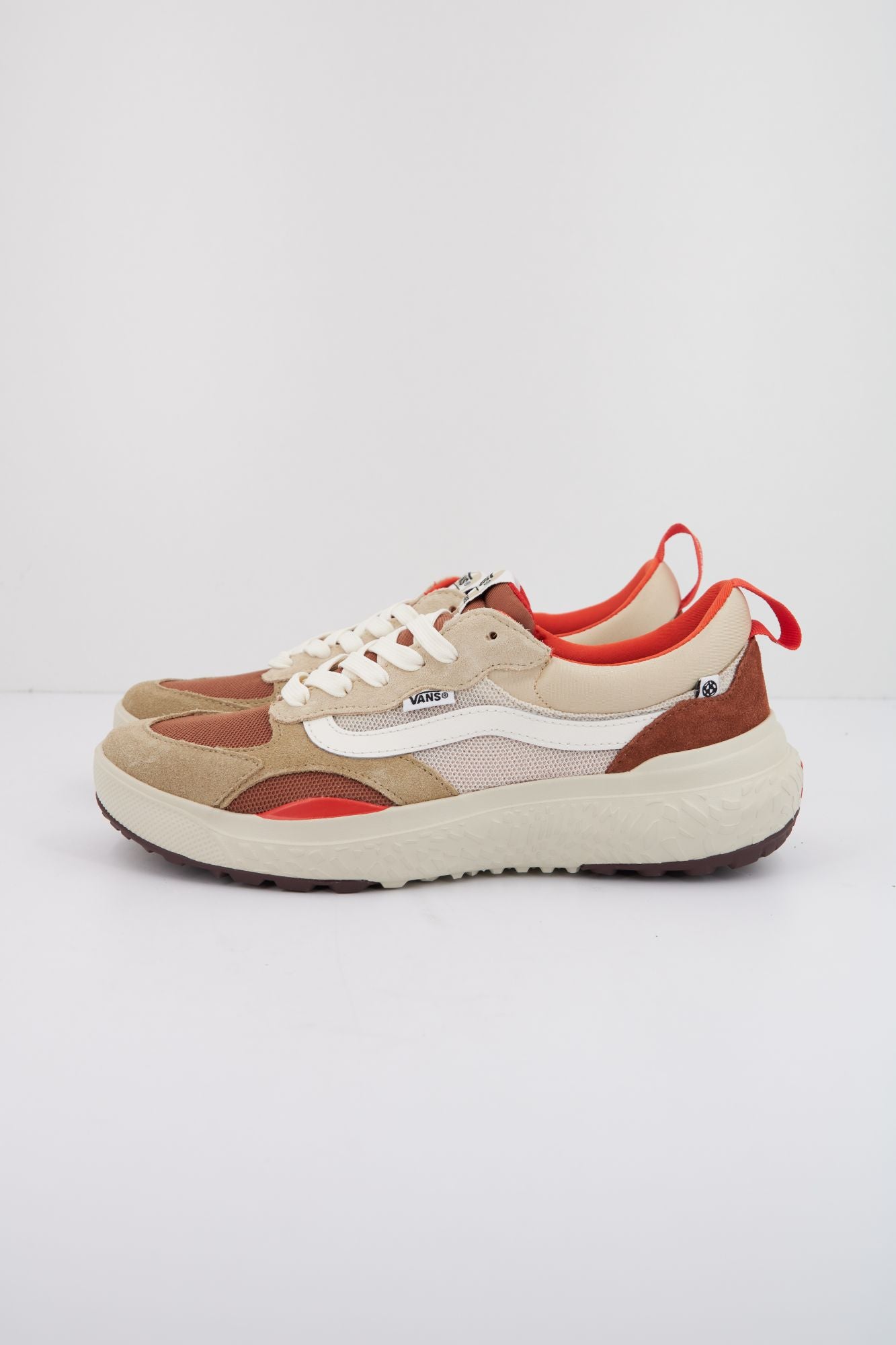 VANS ULTRARANGE NEO VR3 en color MARRON (1)