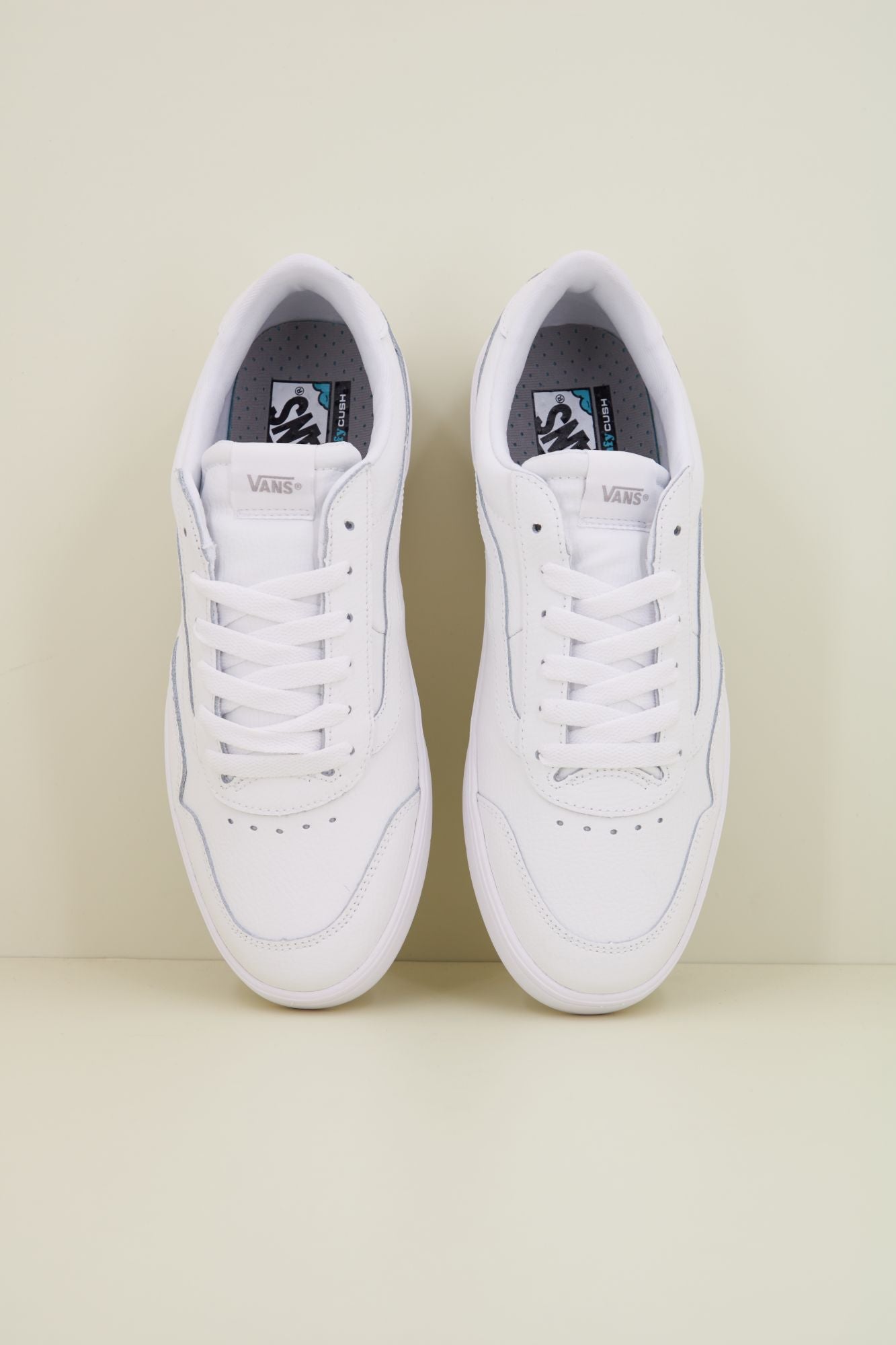 VANS CRUZE TOO CC en color BLANCO (2)