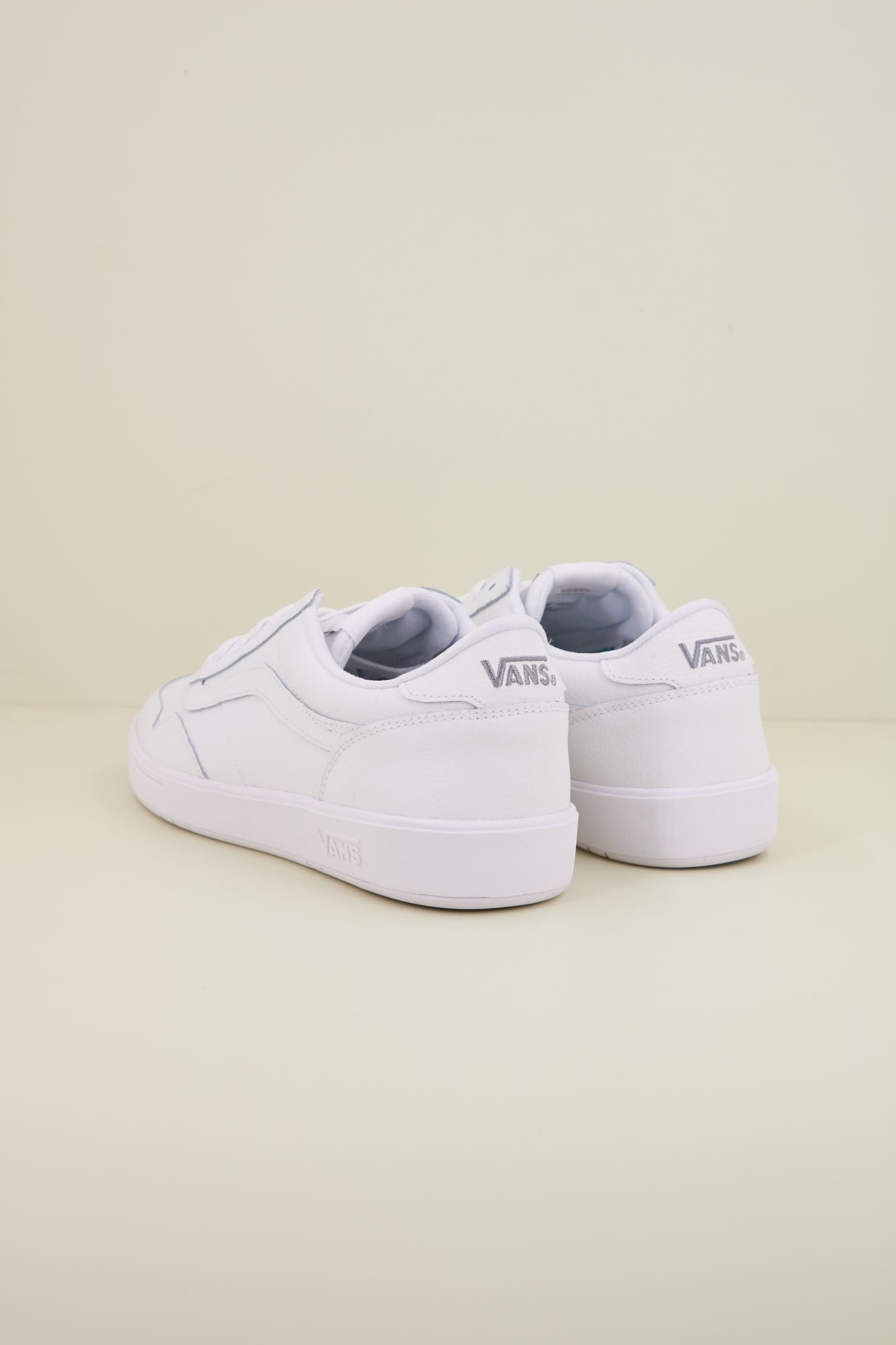 VANS CRUZE TOO CC en color BLANCO (3)