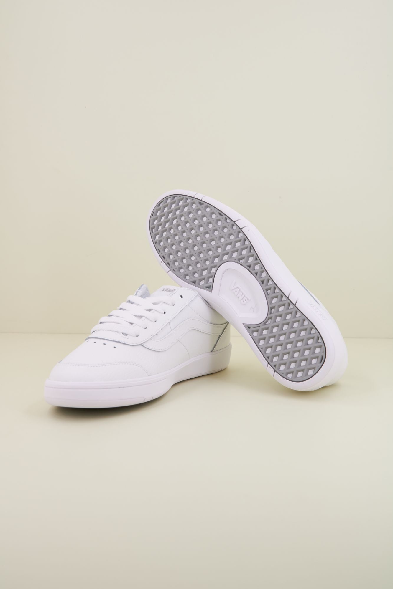 VANS CRUZE TOO CC en color BLANCO (4)