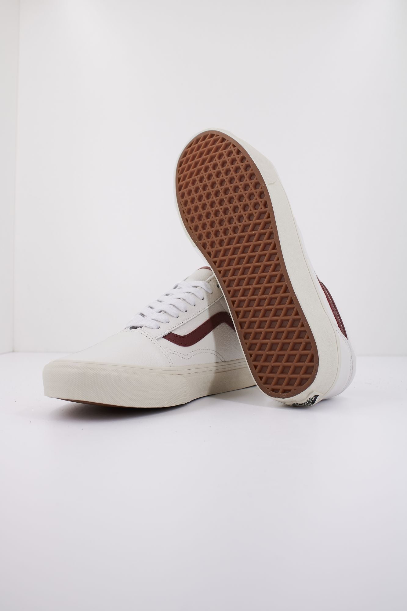 VANS OLD SKOOL en color BLANCO (4)