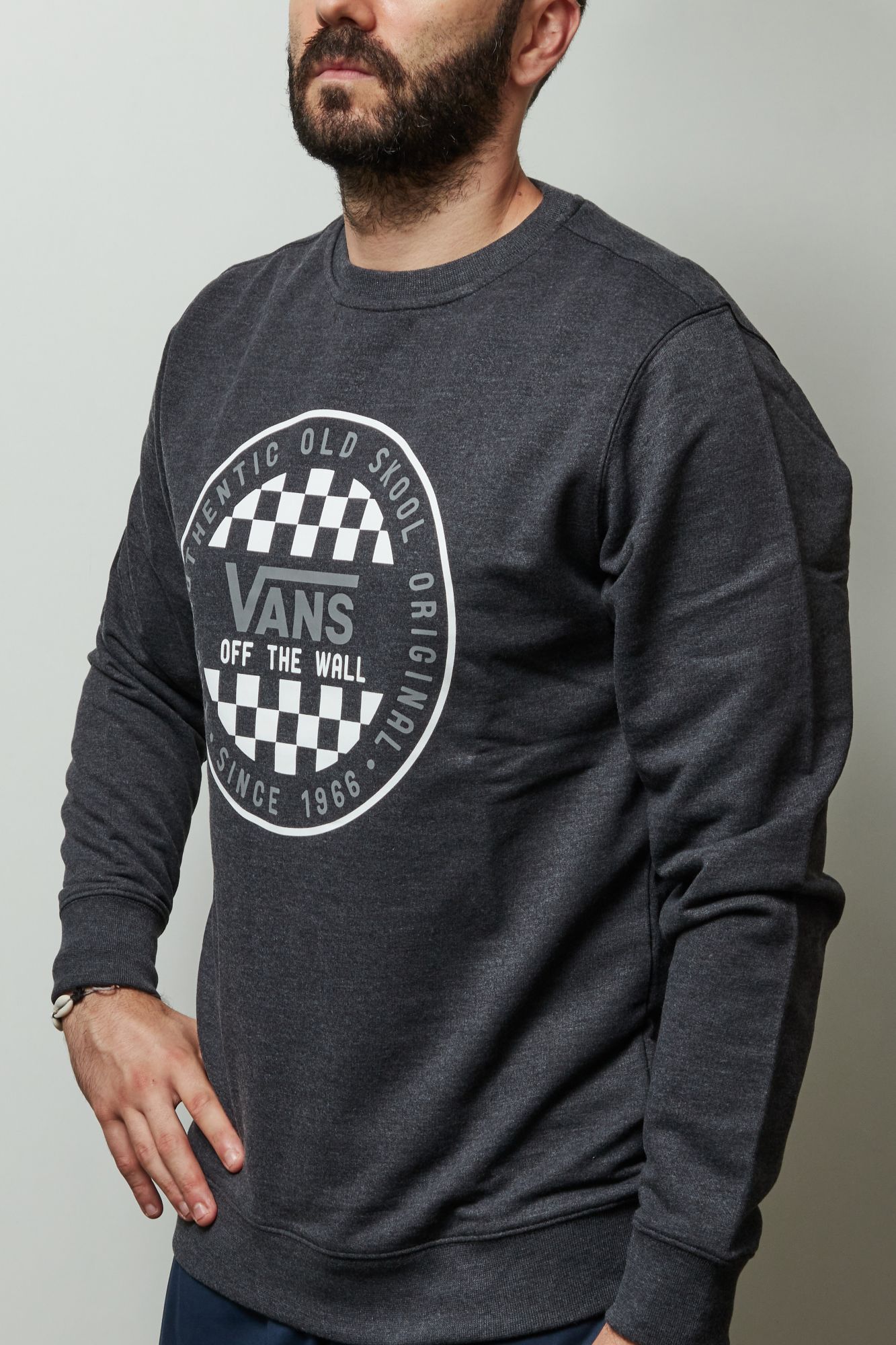 VANS OG CHECKER CREW en color NEGRO (2)