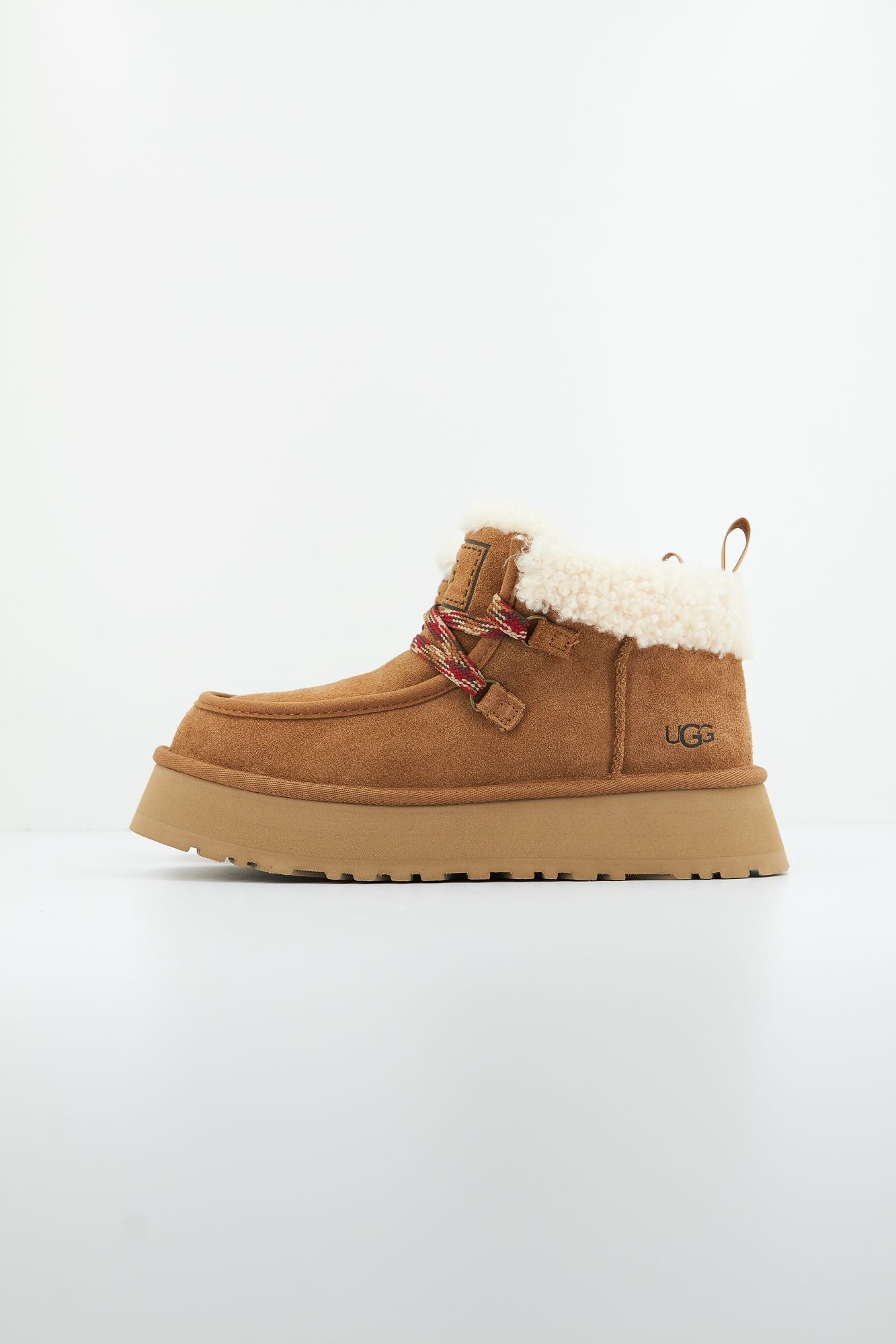 UGG W FUNKARRA CABIN CUFF en color MARRON (1)