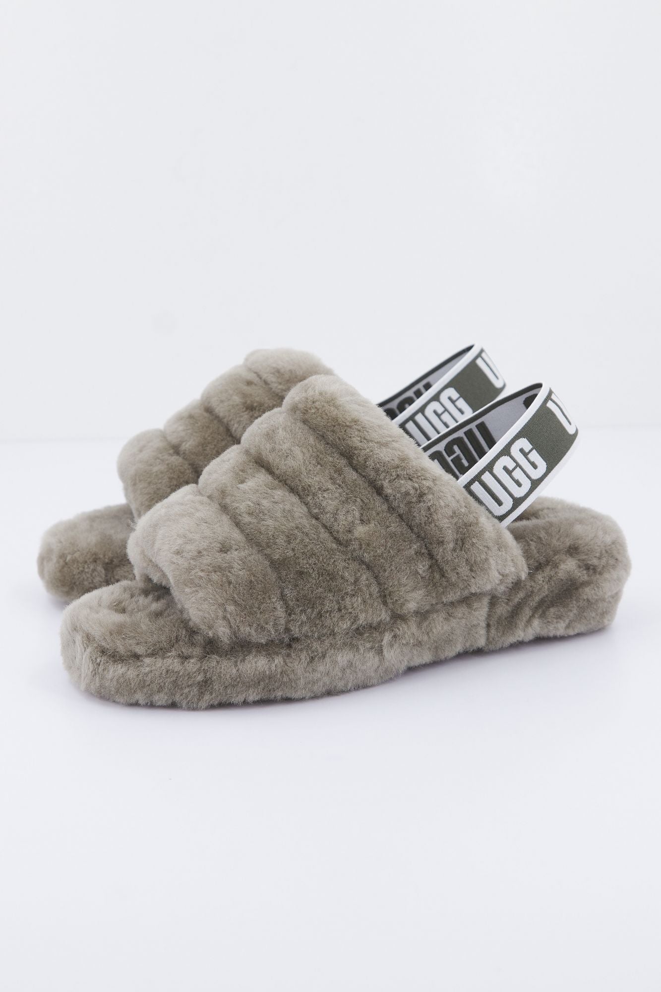 UGG FLUFF YEAH SLIDE en color VERDE (1)