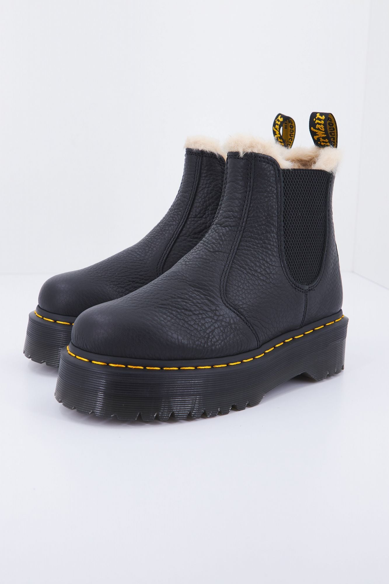DR. MARTENS 2976 QUAD FL en color NEGRO (1)