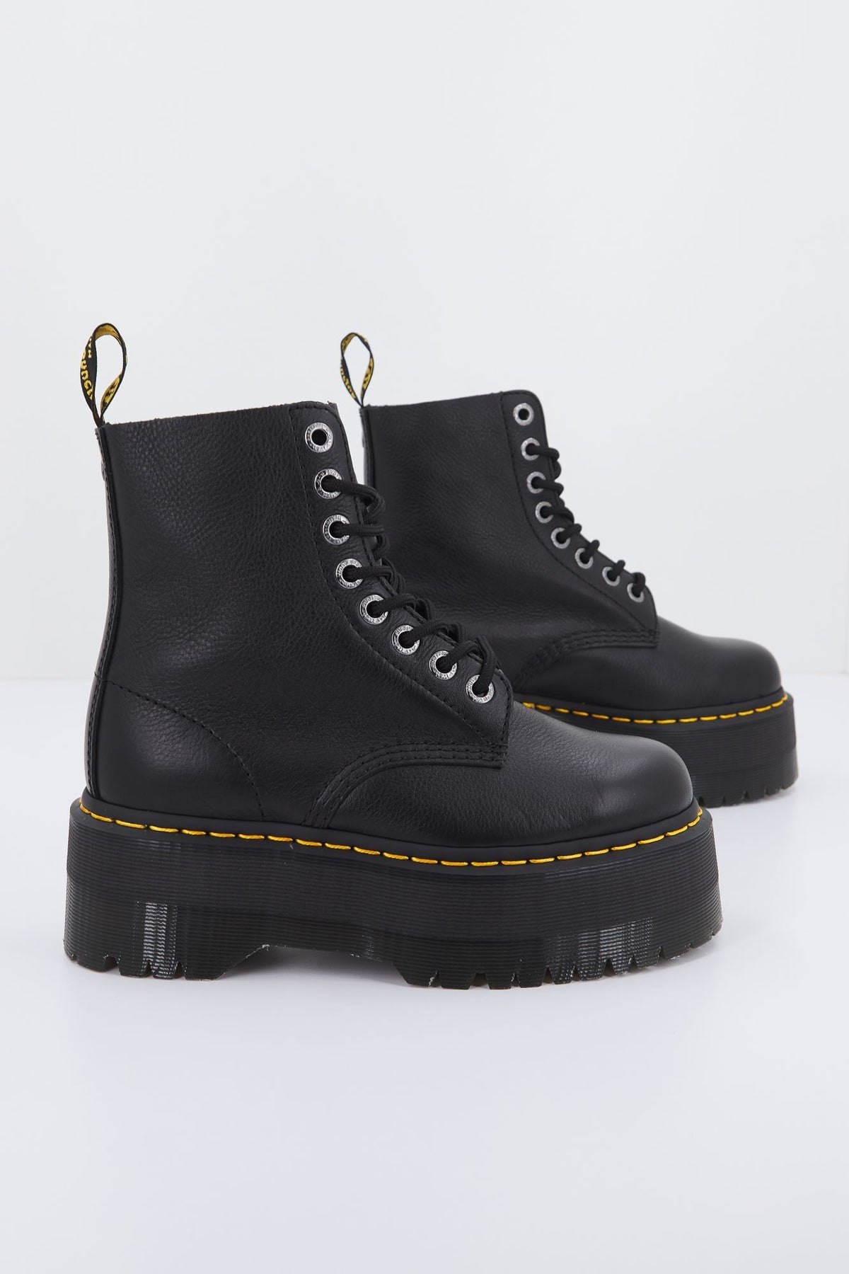 DR. MARTENS PASCAL MAX PISA en color NEGRO (2)