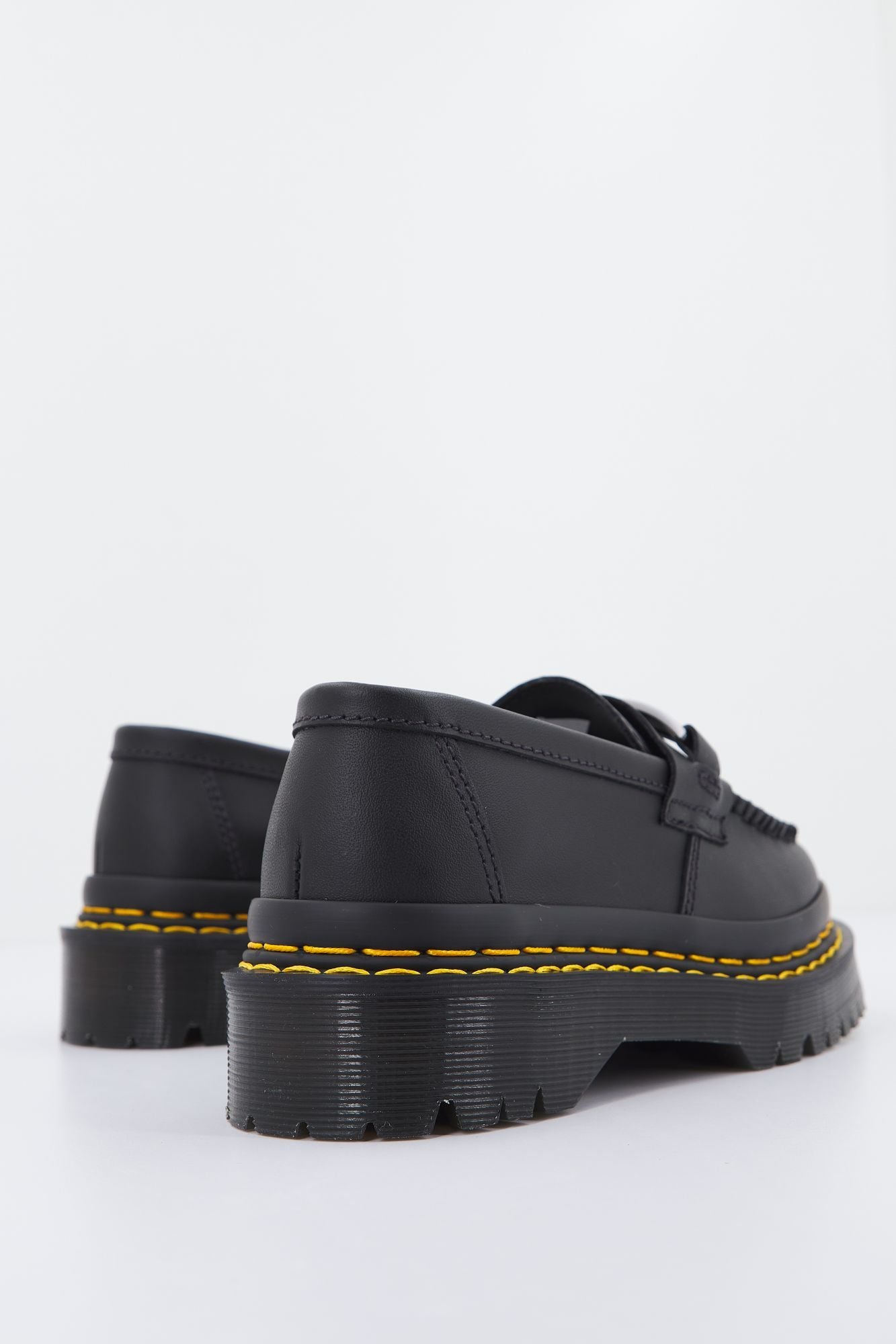 DR. MARTENS PENTON BEX DS PLTD en color NEGRO (3)