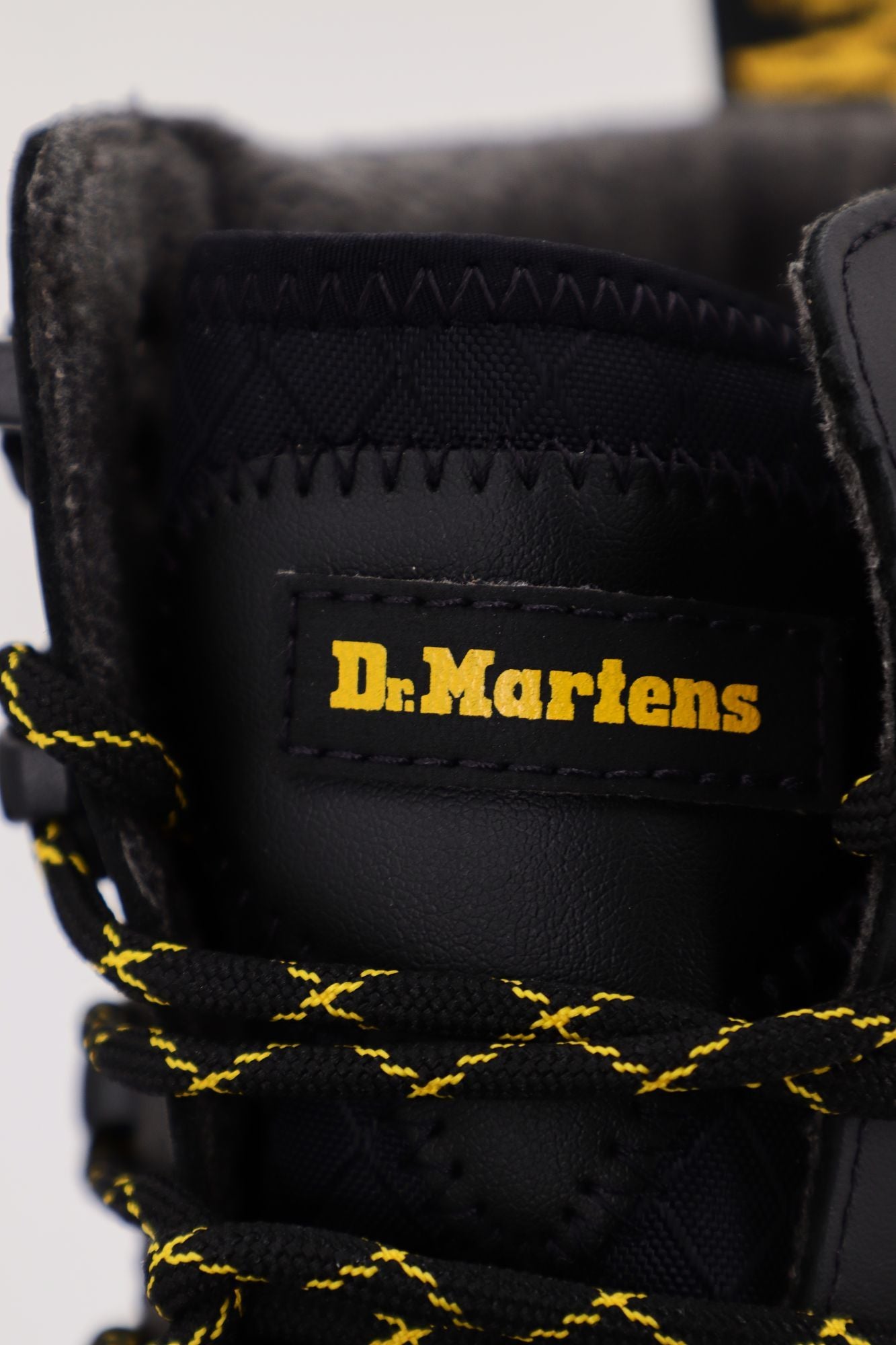 DR. MARTENS TARIK TG OILED FULL GRA en color AZUL (4)