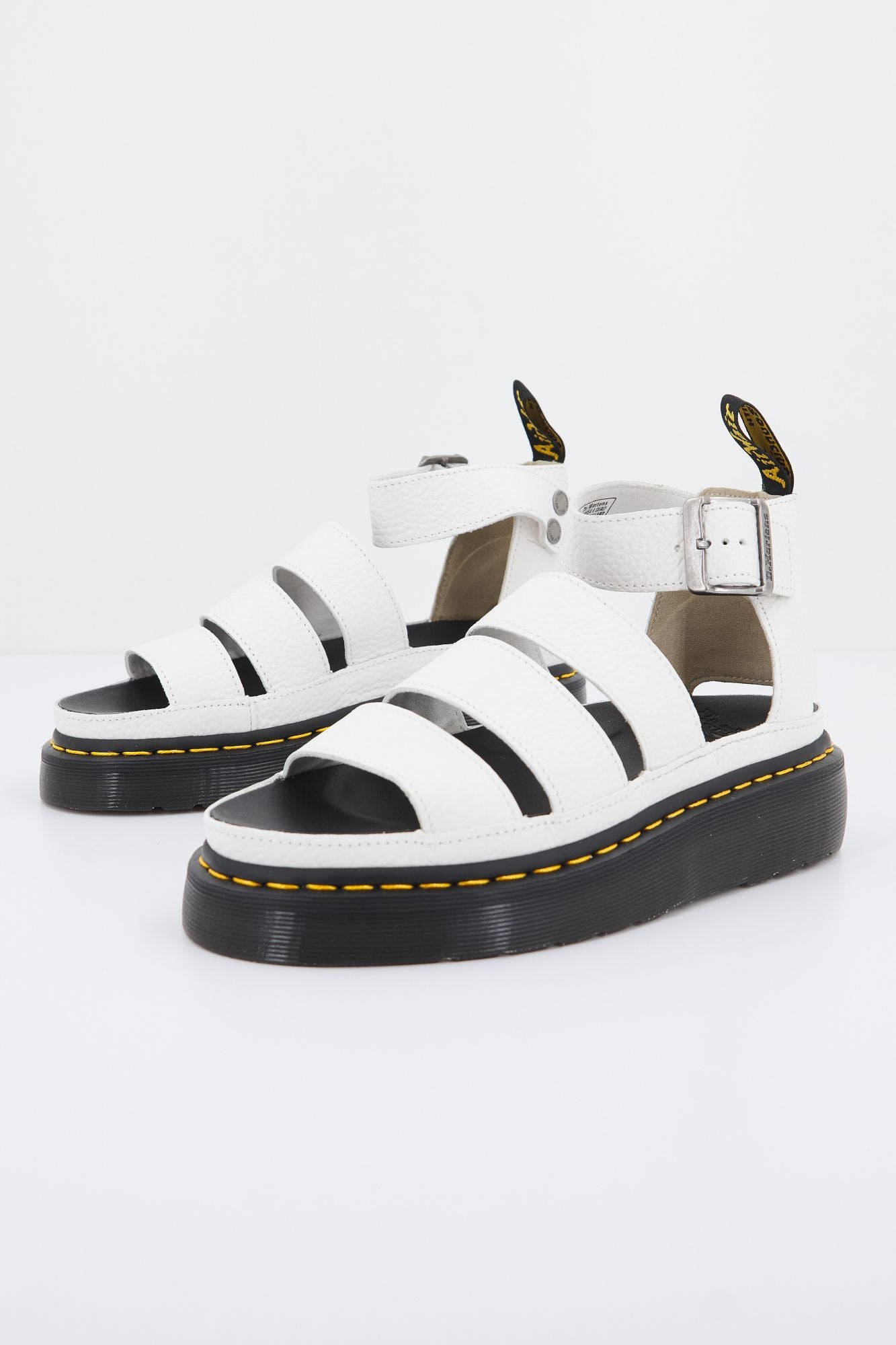 DR. MARTENS CLARISSA II QUAD MILLED en color BLANCO (1)