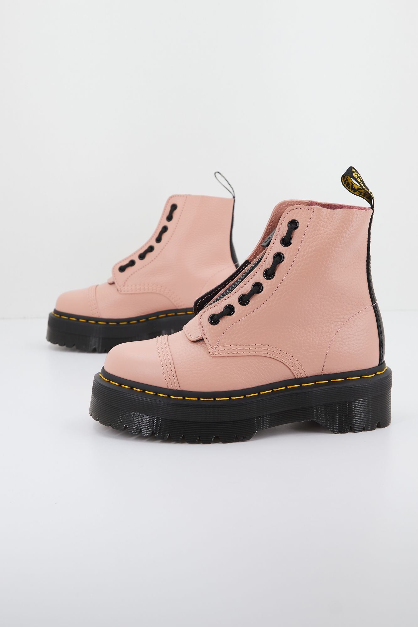 DR. MARTENS SINCLAIR MILLED en color ROSA (2)