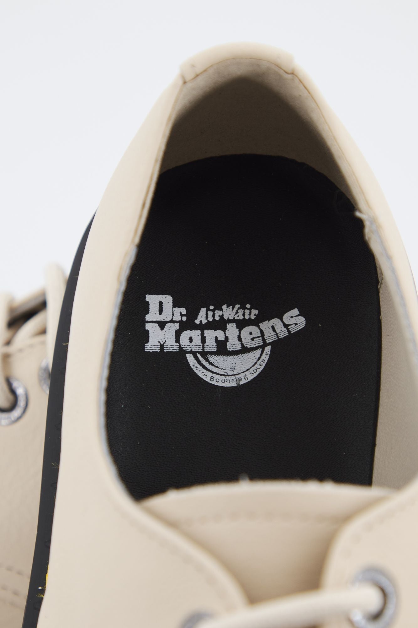 DR. MARTENS  QUAD II PARCHMENT P en color BEIS (4)