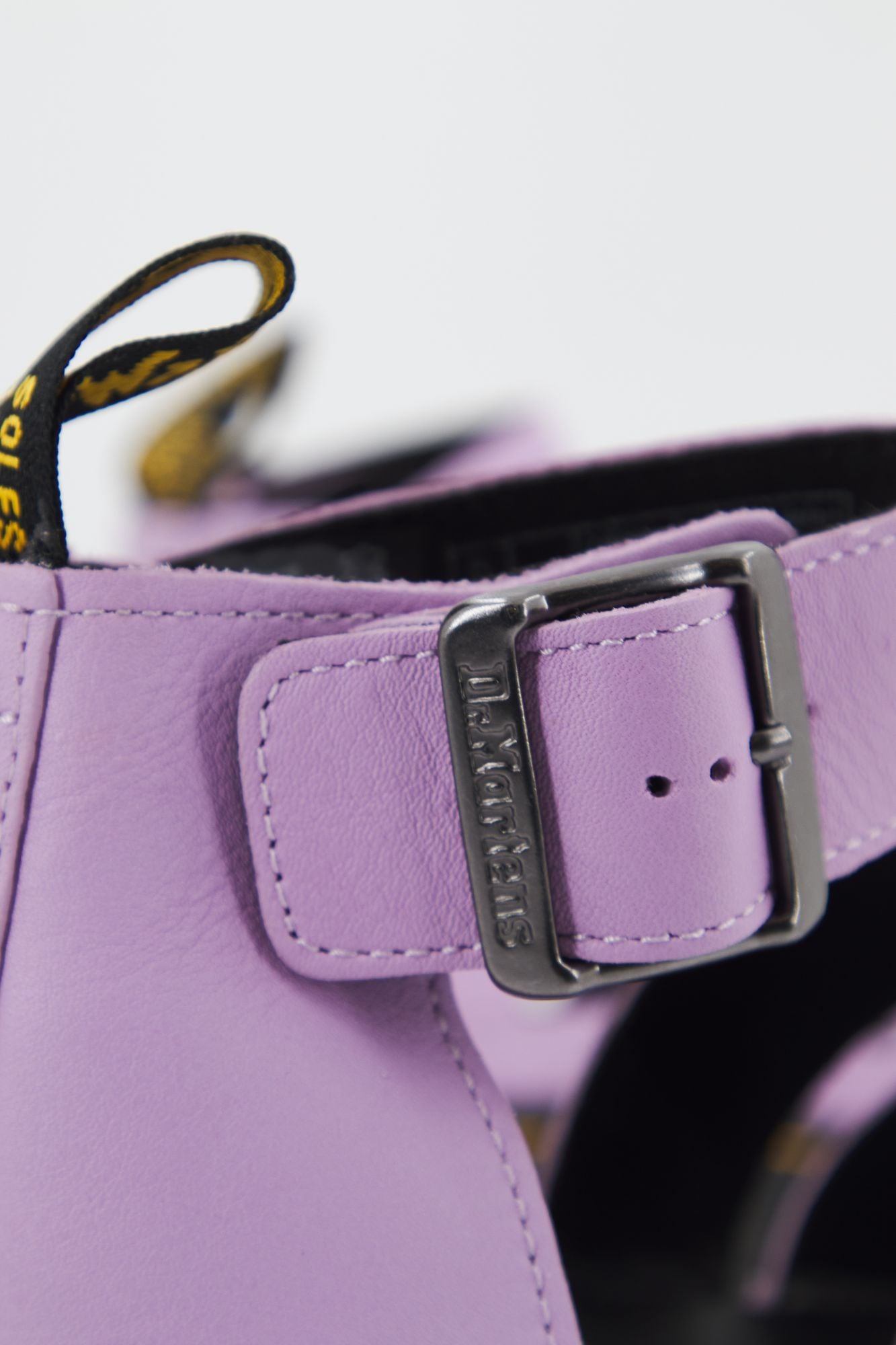 DR. MARTENS CLARISSA II QUAD PISA en color VIOLETA (4)