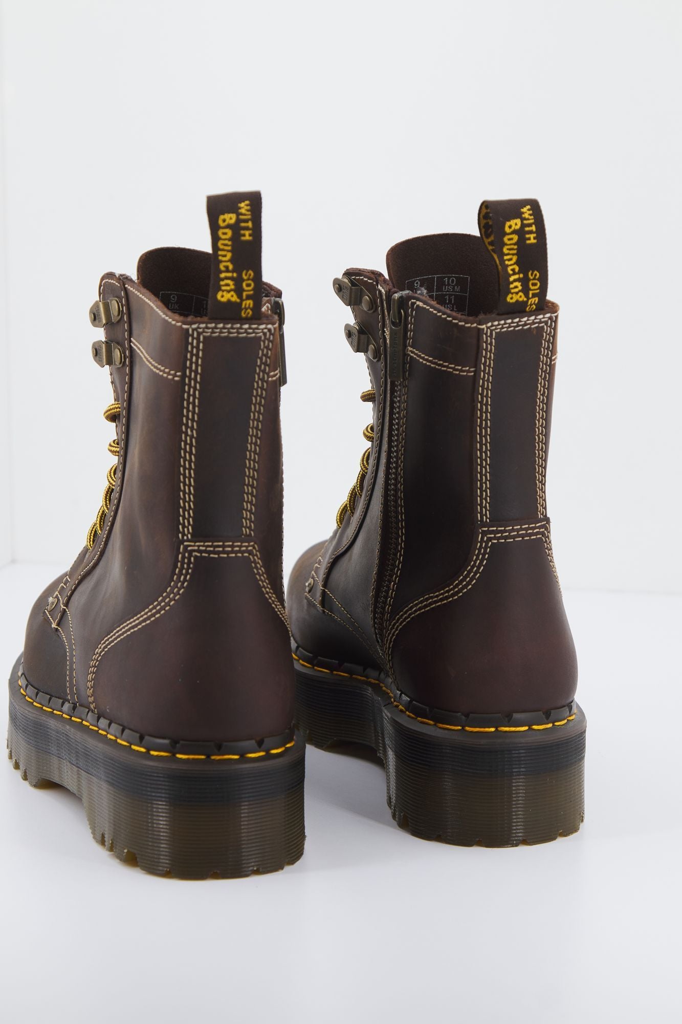DR. MARTENS  JADON ARC en color MARRON (3)