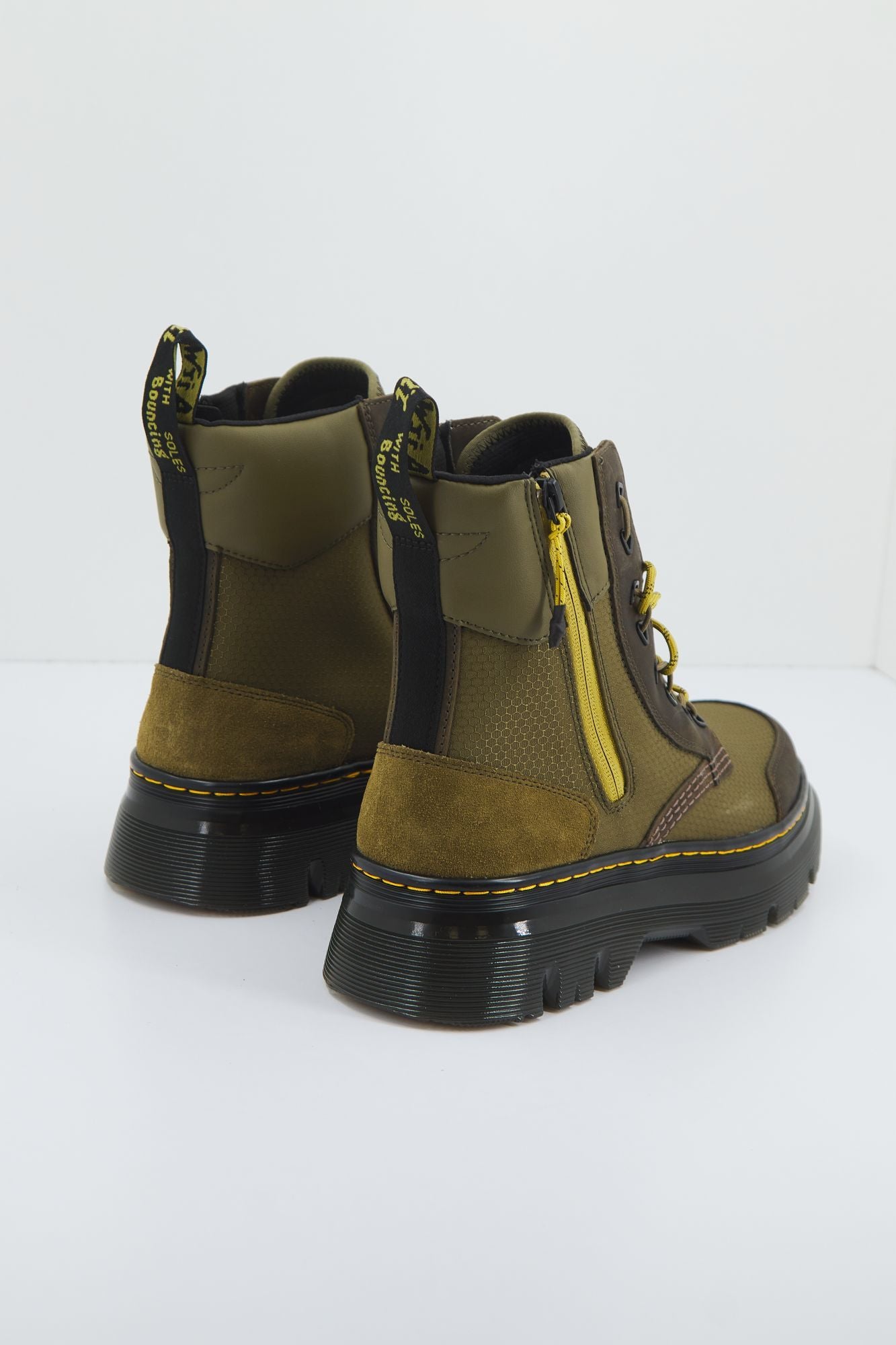 DR. MARTENS TARIK ZIP en color VERDE (3)