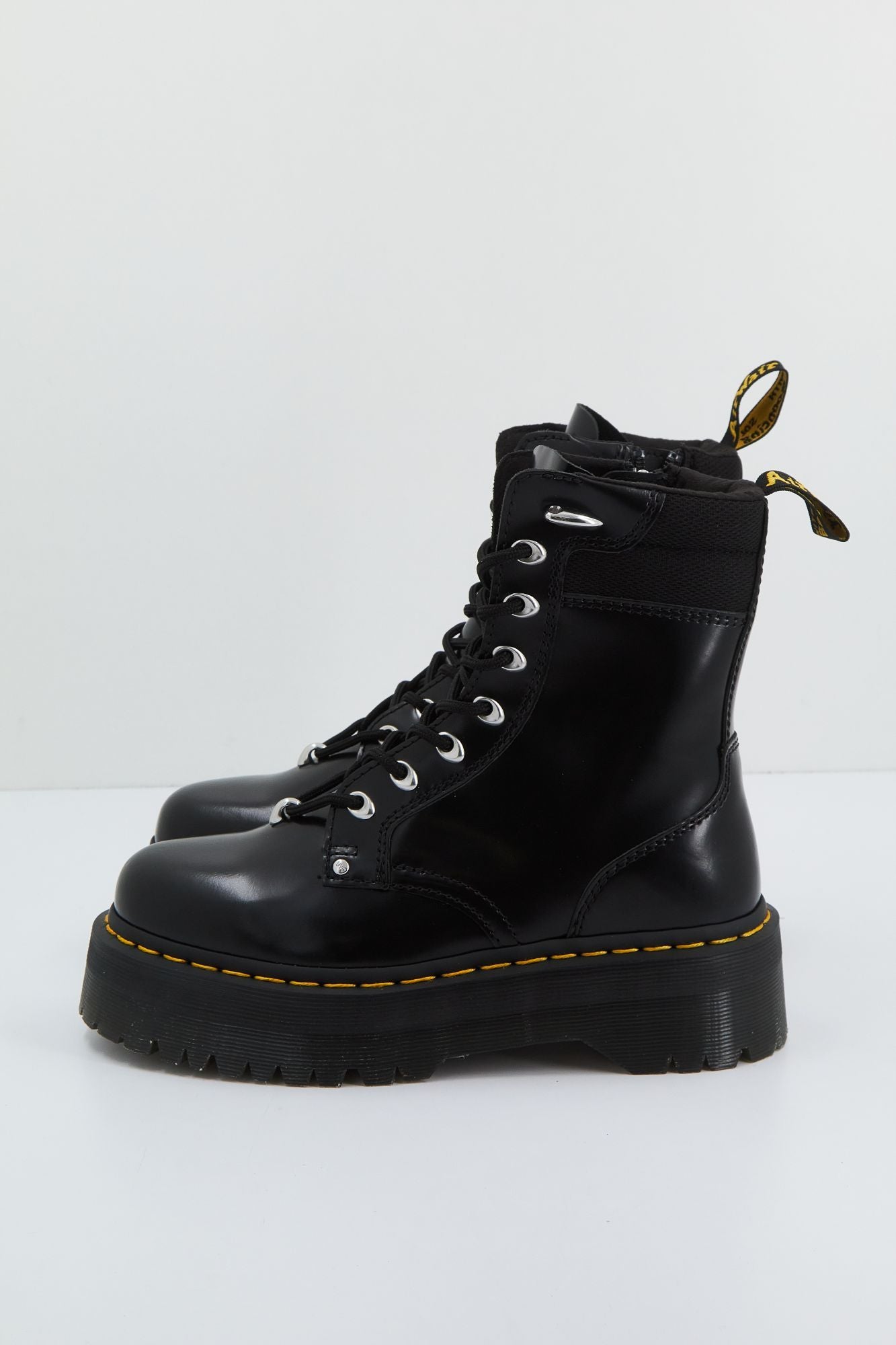 DR. MARTENS JADON HDW II en color NEGRO (3)