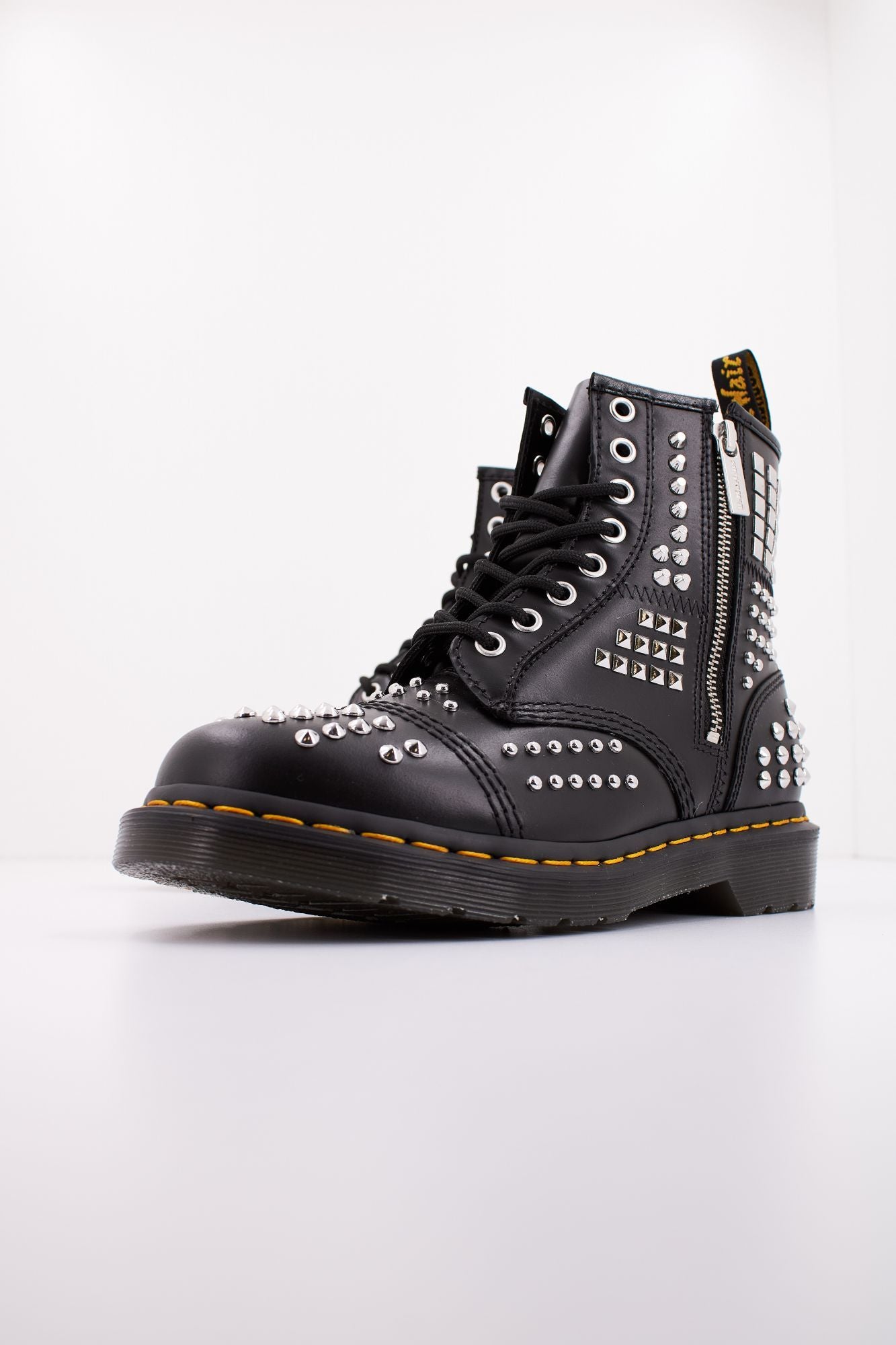 DR. MARTENS ATLAS en color NEGRO (2)